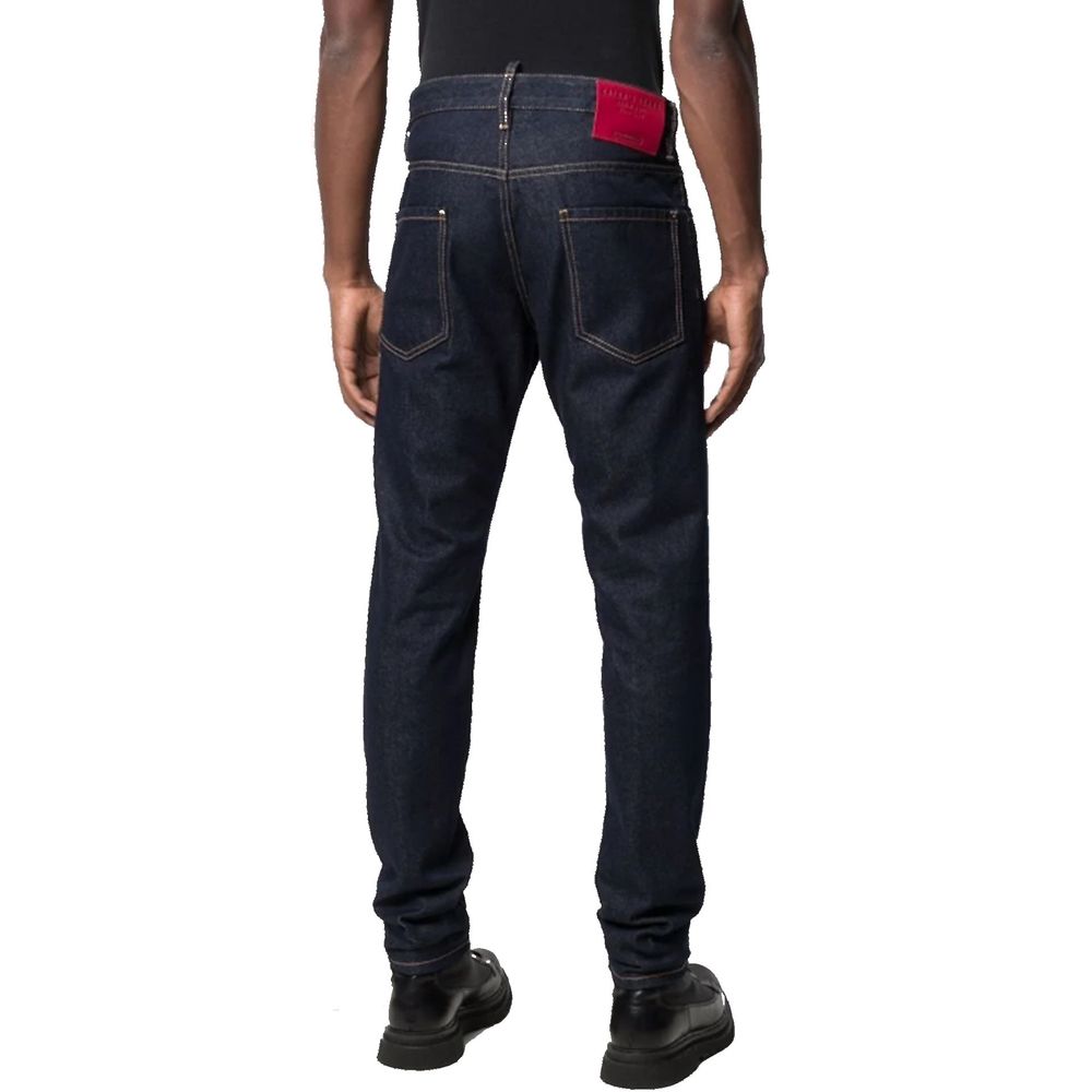 Jeans by Dsquared² for men in denim cotton blue presents a refined pantology silhouette, artfully defined by a refined pantology straight-leg, long, and a sophisticated .