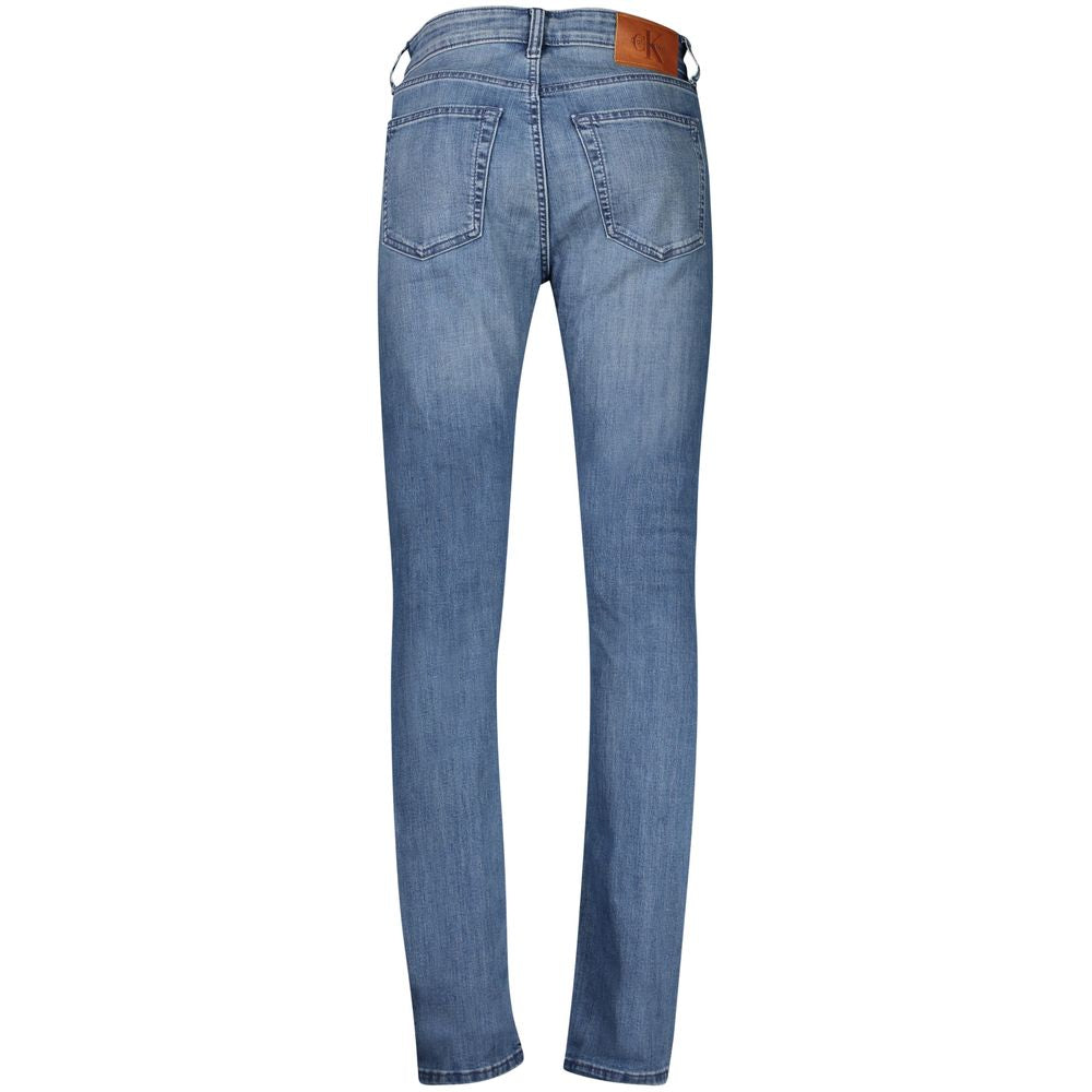 Jeans by Calvin Klein for men in stretch denim cotton blue features an sophisticated and slim with a precise long, creating a sophisticated and sophisticated silhouette.