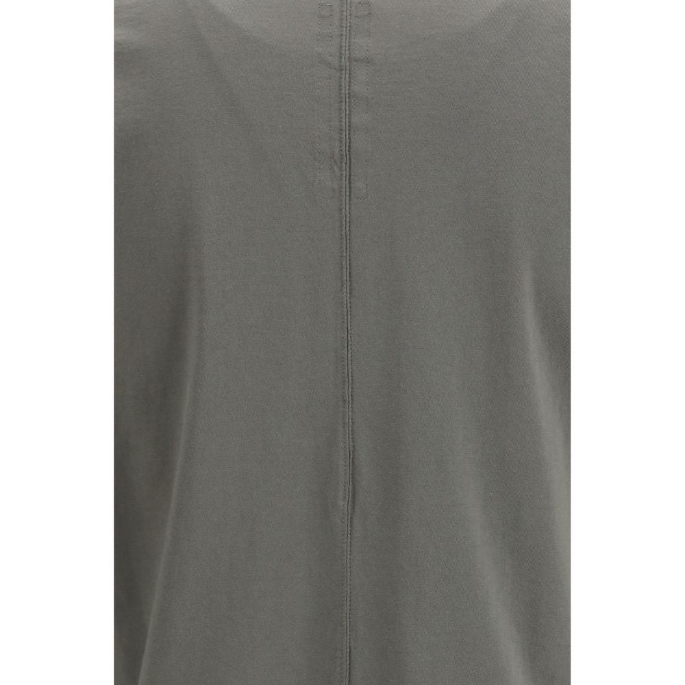 T-Shirt by Rick Owens for men in cotton bicolour showcases a dramatic silhouette, elegantly detailed with a dramatic and for a truly dramatic finish.