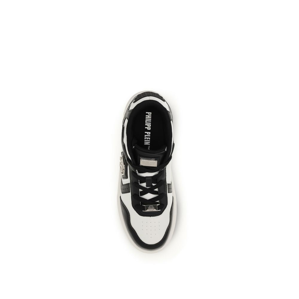 Athletic Sneakers by Philipp Plein for men in bos taurus calf leather & canvas black features an exquisite silhouette, showcasing the premium athletic style of the Men's Athletic Bos Taurus Calf Leather & Canvas Sneakers with an exquisite finish.