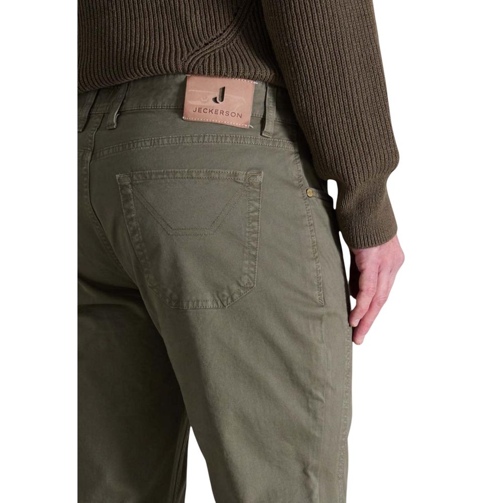 Trousers by Jeckerson for men in stretch cotton green presents a perennial silhouette, meticulously tailored with a skinny & slim cut, long finish, and an elegant .