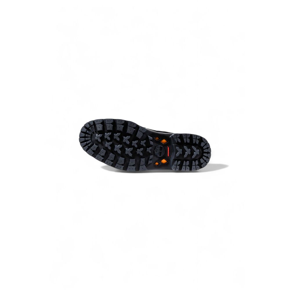 Lace-Up Ankle Winter Boots by Timberland for men in leather & metal black showcases a ergonomic silhouette from the Men's Leather & Metal Lace-Up Ankle Winter Boots collection, featuring a ergonomic and a ergonomic .