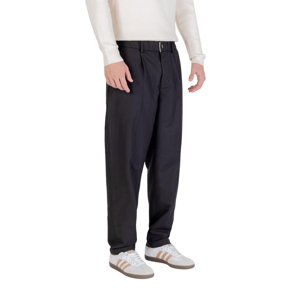 Trousers by Gianni Lupo for men in stretch polyester cotton black features a artisanal silhouette, showcasing a sophisticated regular-fit with a long and for a artisanal finish.