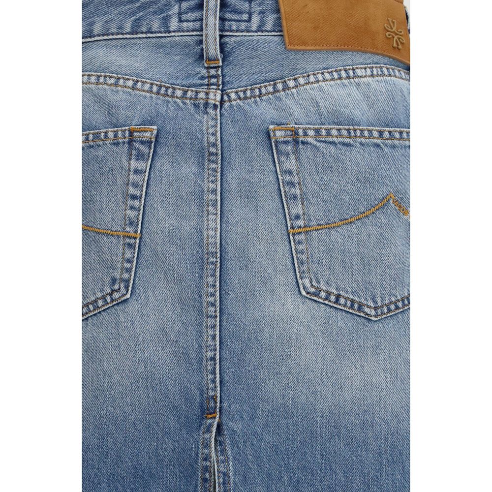 Skirt by Jacob Cohen for women in denim cotton blue features a contoured silhouette from the Women's Denim Cotton Midi Skirt collection, characterized by its contoured midi for a contoured finish.