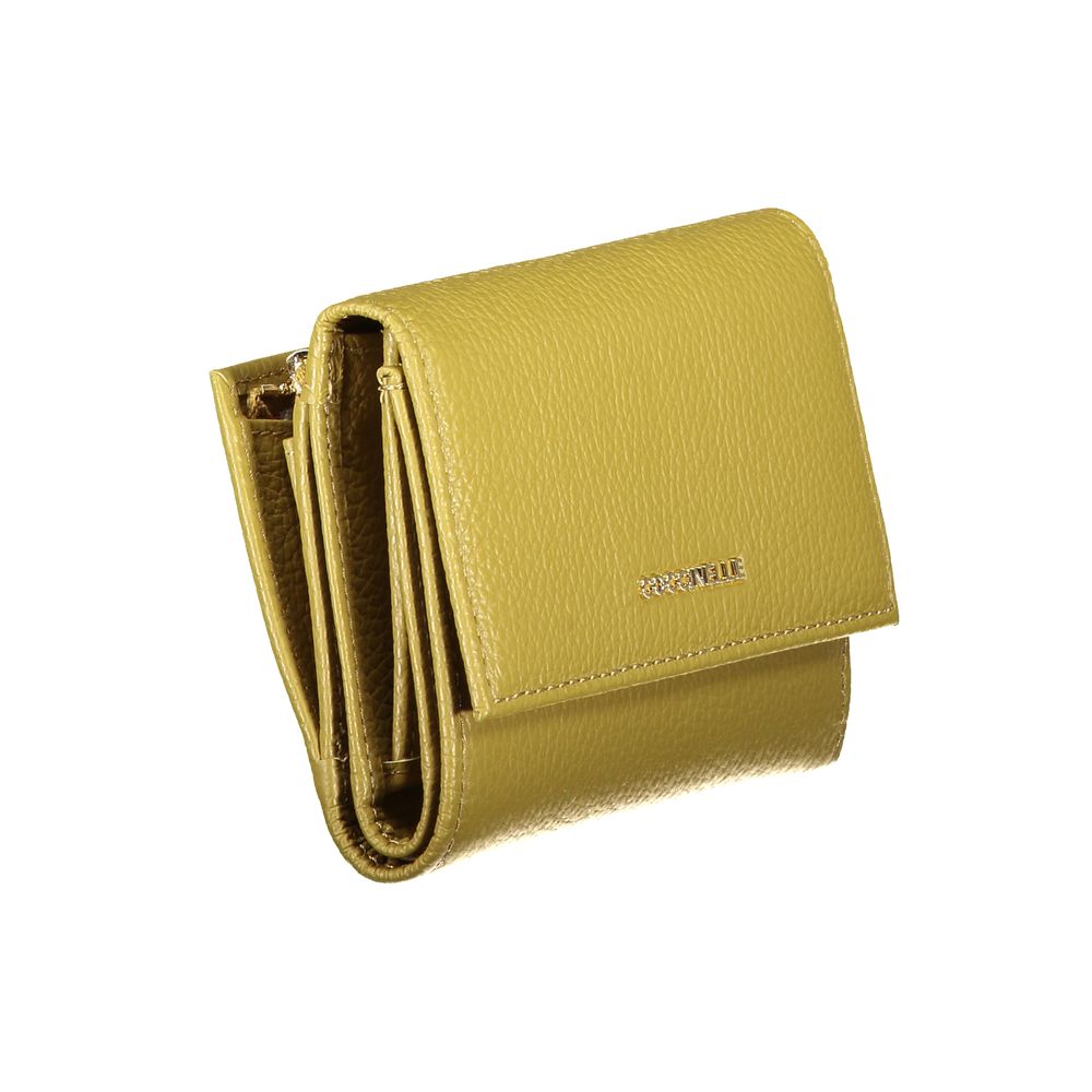 Wallet by Coccinelle for women in leather green showcases a discerning silhouette, artfully capturing the essence of Heart Leather Wallet with its functional .