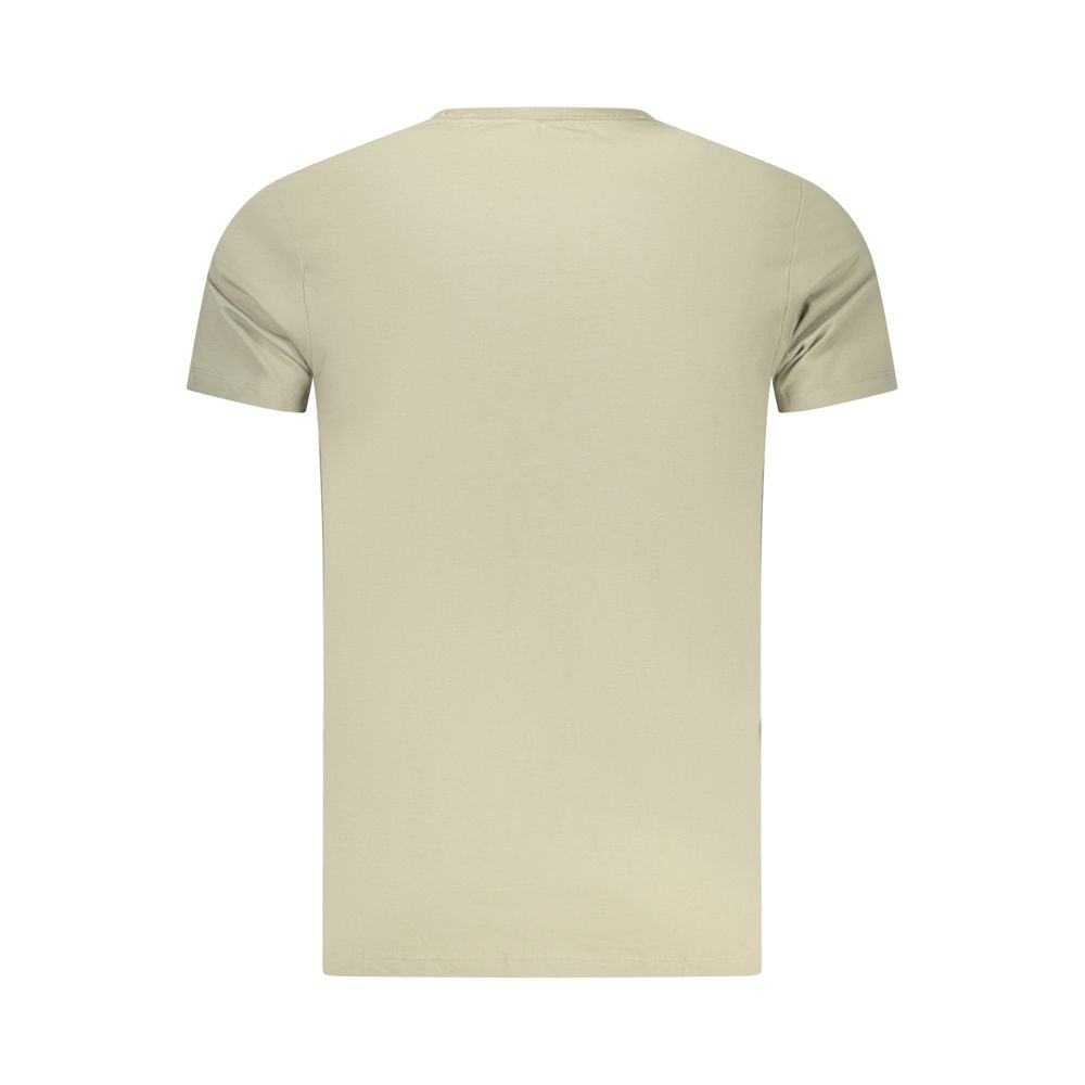T-Shirt by Pepe Jeans for men in cotton green & print features a plush silhouette, showcasing a sophisticated and for a truly plush finish.