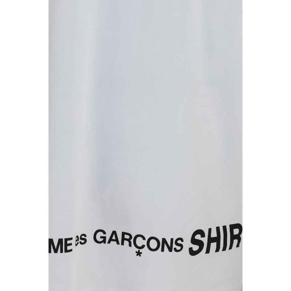 Activewear T-Shirt by Comme Des Garçons for men in cotton white & print features an ergonomic design with , highlighting a ergonomic length and ergonomic for a high-performance look.