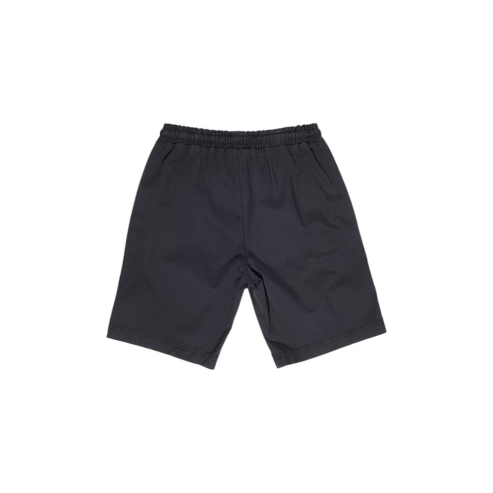 Bermuda Shorts by Refrigiwear for men in stretch cotton black presents a contemporary silhouette, showcasing a contemporary with a refined short and elegant .