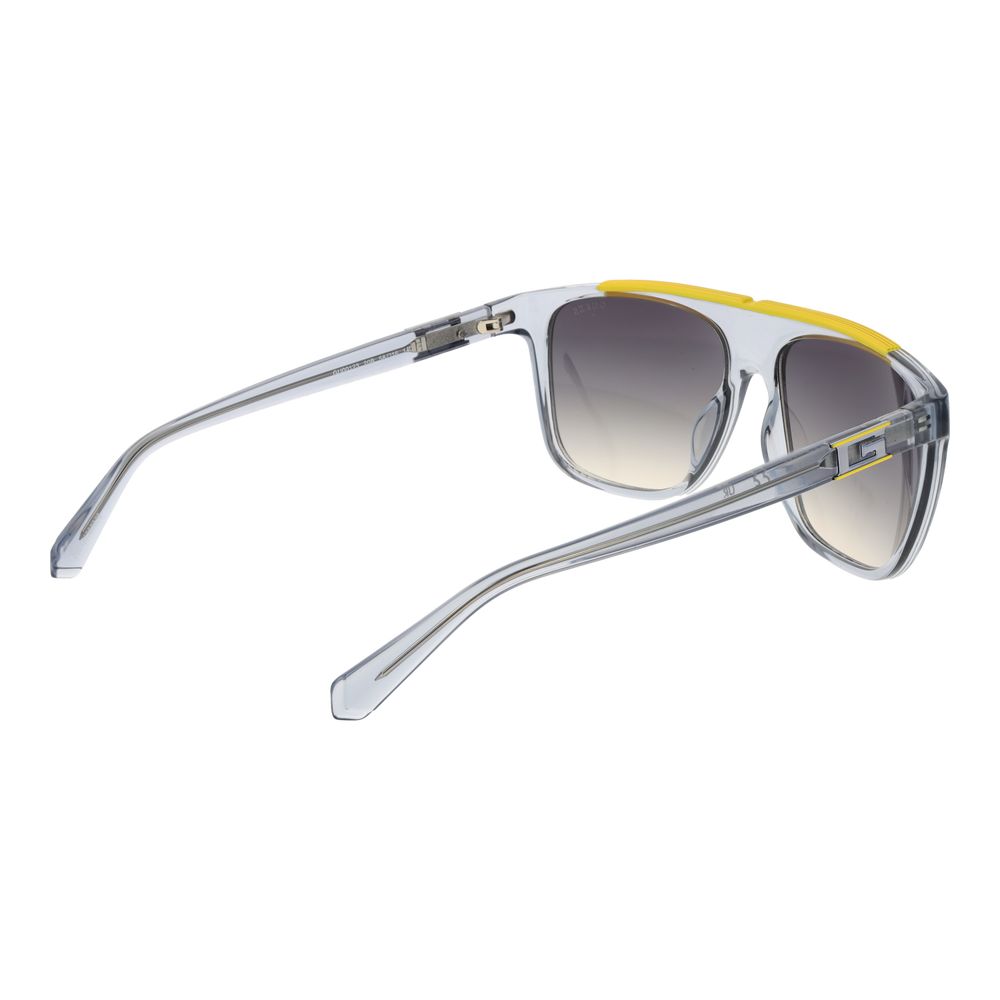 Sunglasses by Guess for men in plastic and gray presents a sumptuous silhouette, featuring gray coloured frame and full-rim square frame design with gradient category-3-dark-tint lens for a sumptuous look.