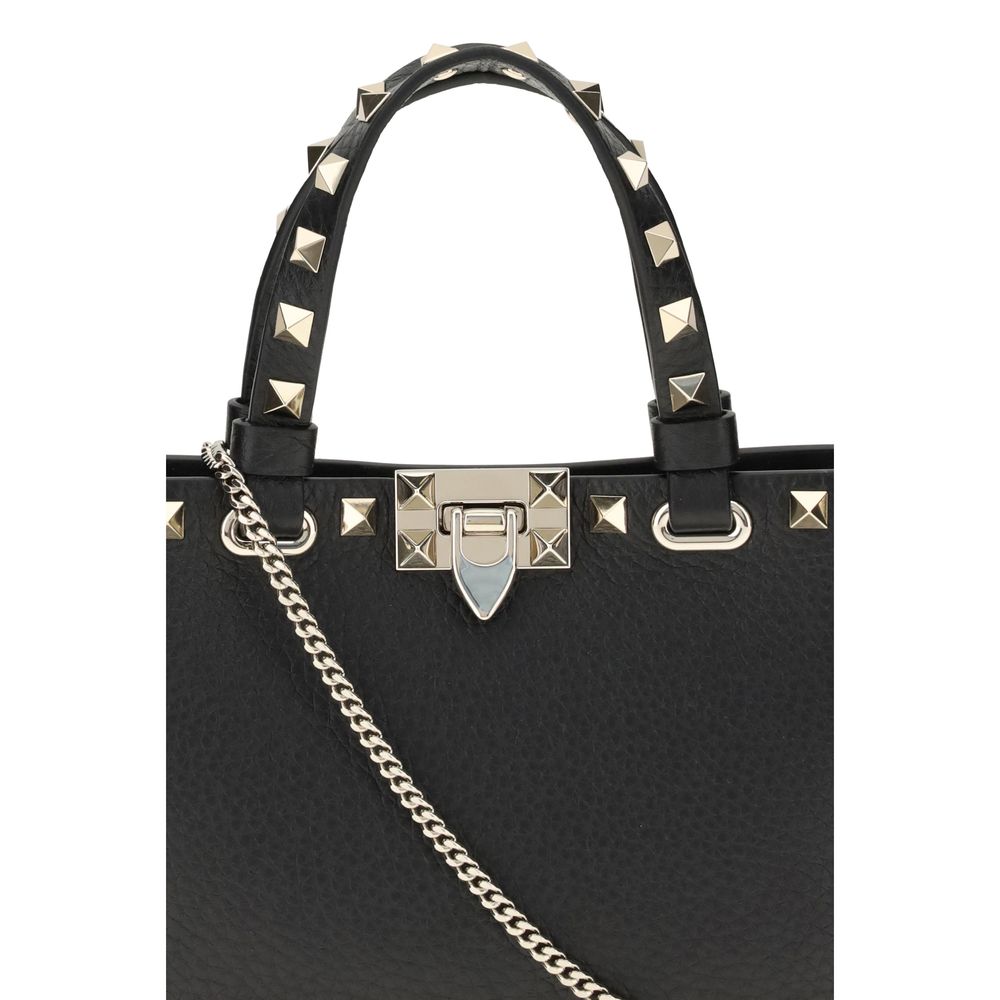 Mini Shoulder Bag by Valentino Garavani for women in bos taurus calfskin leather black & print features a enviable silhouette, showcasing a secure , ample , and enviable shoulder-strap for a enviable finish.