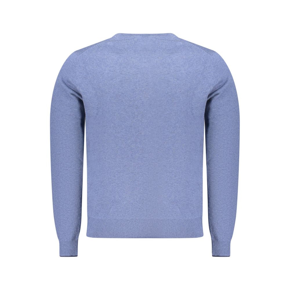 Sweatshirt by North Sails for men in cotton blue features an provocated silhouette, detailed with a provocated and a refined crew neckline for a sophisticated aesthetic.