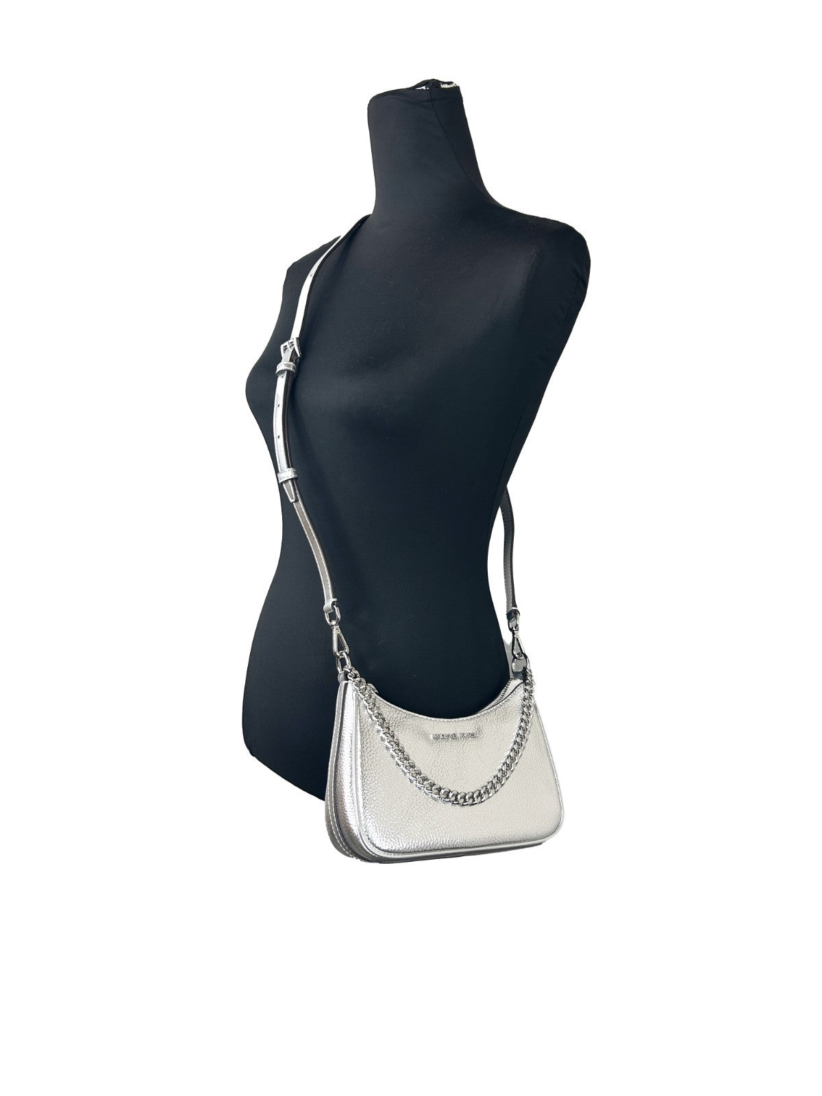 Small Crossbody Handbag by Michael Kors for women in leather silver showcases a versatile sophistication silhouette, featuring a secure , versatile sophistication , and versatile crossbody-strap, adjustable-strap & detachable-strap for a versatile sophistication finish.