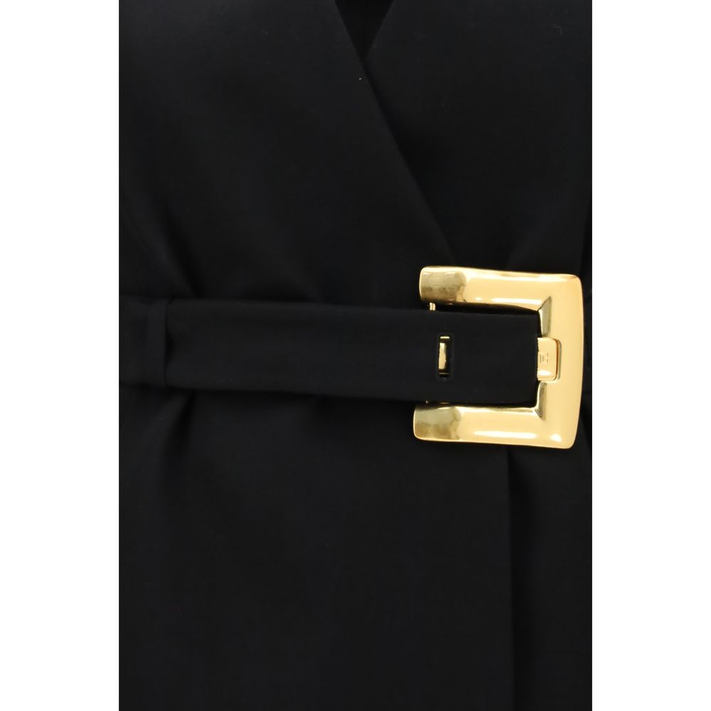 Blazer by Balmain for women in merino wool black & gold presents a distinguished silhouette, detailed with a distinguished and distinctive for a truly sophisticated finish.