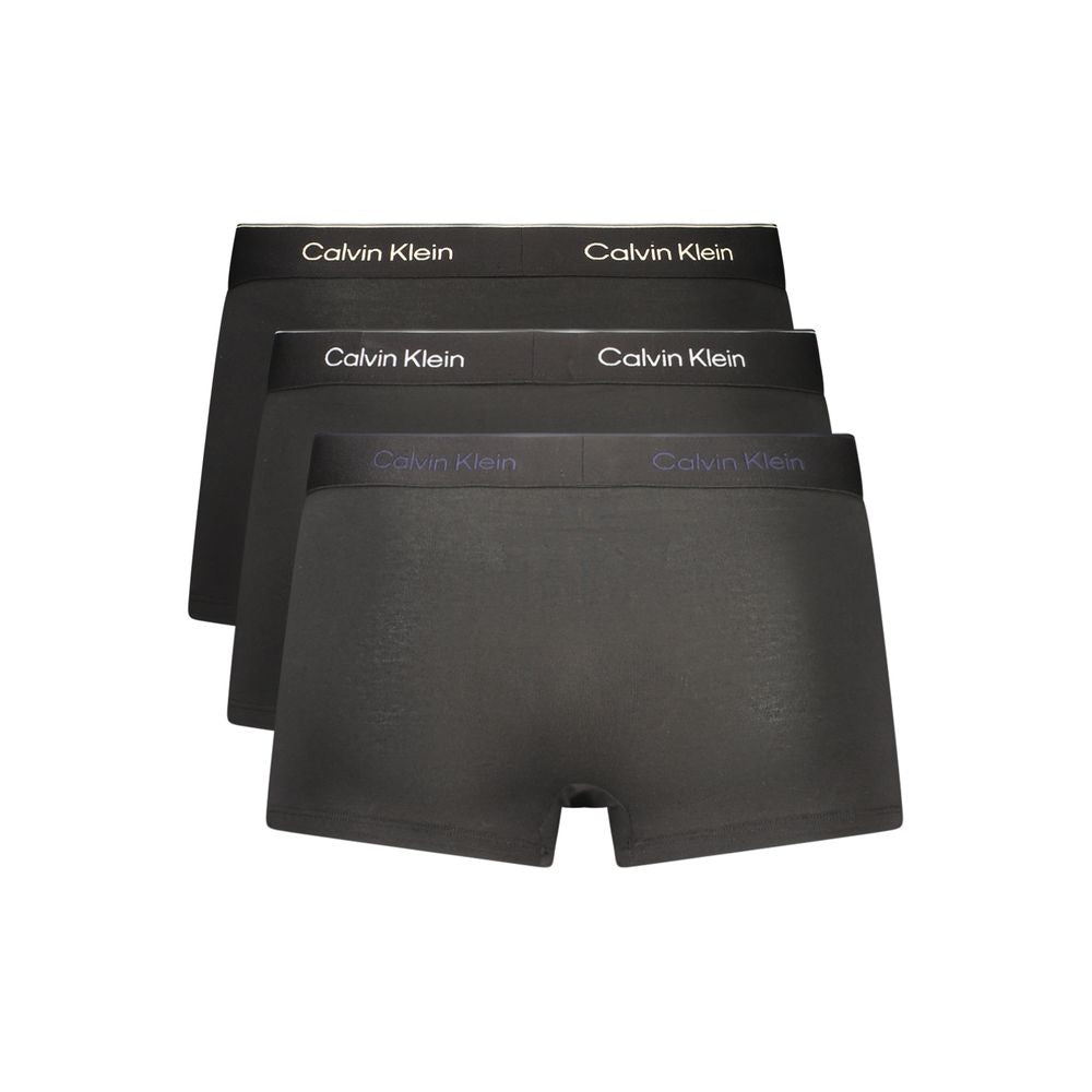 Underwear Boxer Shorts by Calvin Klein for men in stretch cotton black, blue, white & print features an ergonomic silhouette, showcasing the ergonomic design of the Men's Low-Rise Stretch Cotton Underwear Boxer Shorts collection with a premium, ergonomic finish.