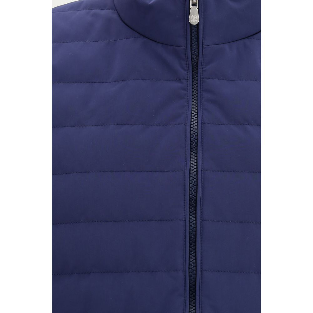 Vest by Brunello Cucinelli for men in polyamide & polyester blue features a stylish silhouette, showcasing distinct pockets and a refined for a truly stylish finish.