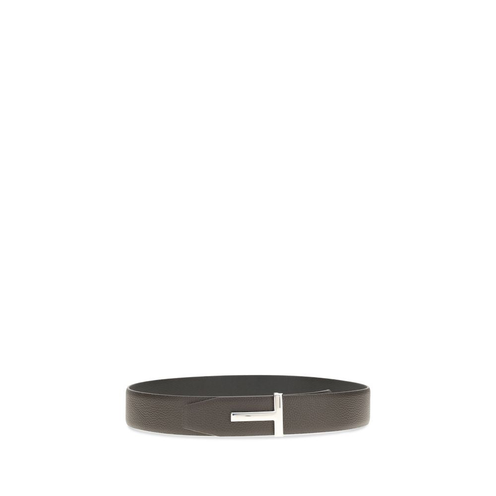Belt by Tom Ford for men in bos taurus calfskin leather brown & monogram features a versatile silhouette, artfully showcasing the versatile design of the The Monogram Bos Taurus Calfskin Leather Belt for a sophisticated, premium finish.