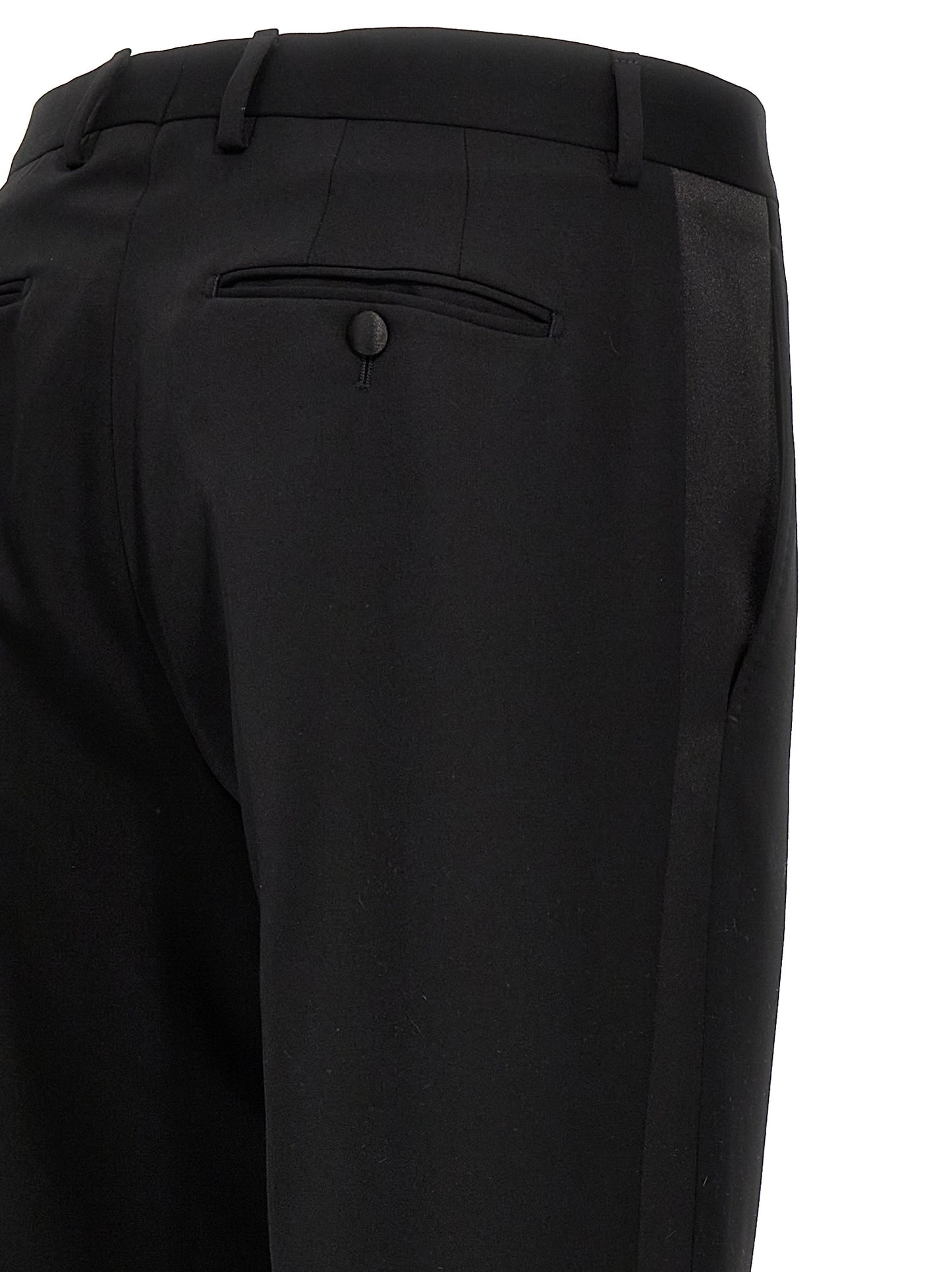 Trousers by Lanvin for men in satin wool black features an sartorial silhouette, showcasing a precise and long with a sartorial for a refined look.