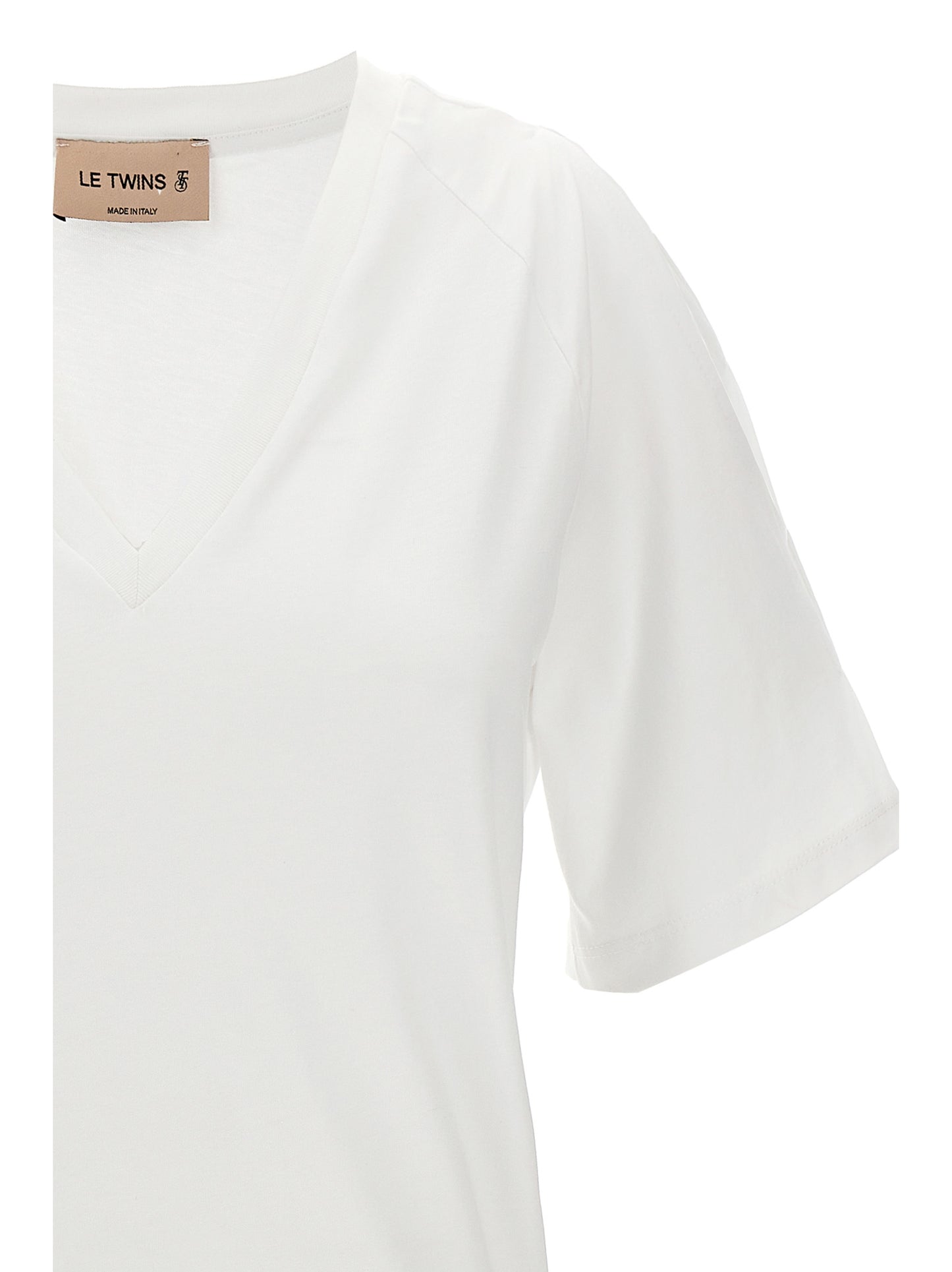 T-Shirt by LE TWINS for women in cotton white showcases a dramatic silhouette, elegantly detailed with a dramatic and for a truly dramatic finish.