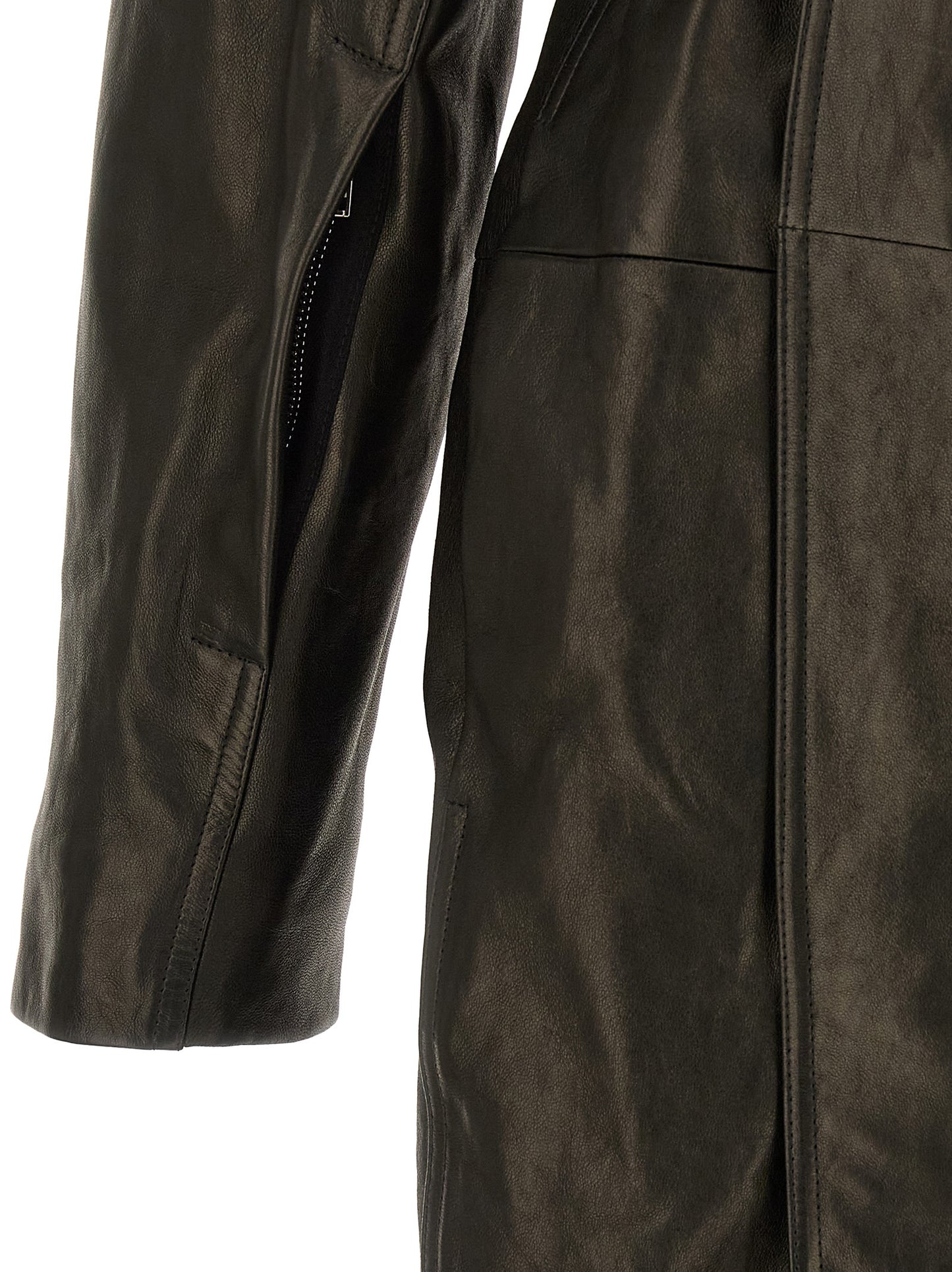 Overcoat by Rick Owens for women in lamb leather black & natural showcases a enveloping silhouette, detailed with distinctive pockets and a enveloping .