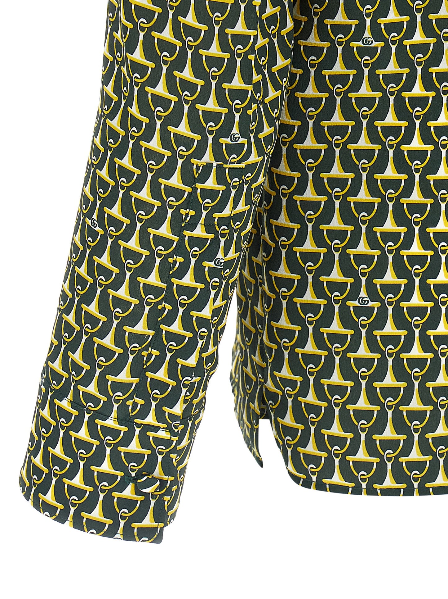 Blouse by Gucci for men in silk bicolour, green & print features an polished silhouette, showcasing a sophisticated and detail for a truly polished finish.