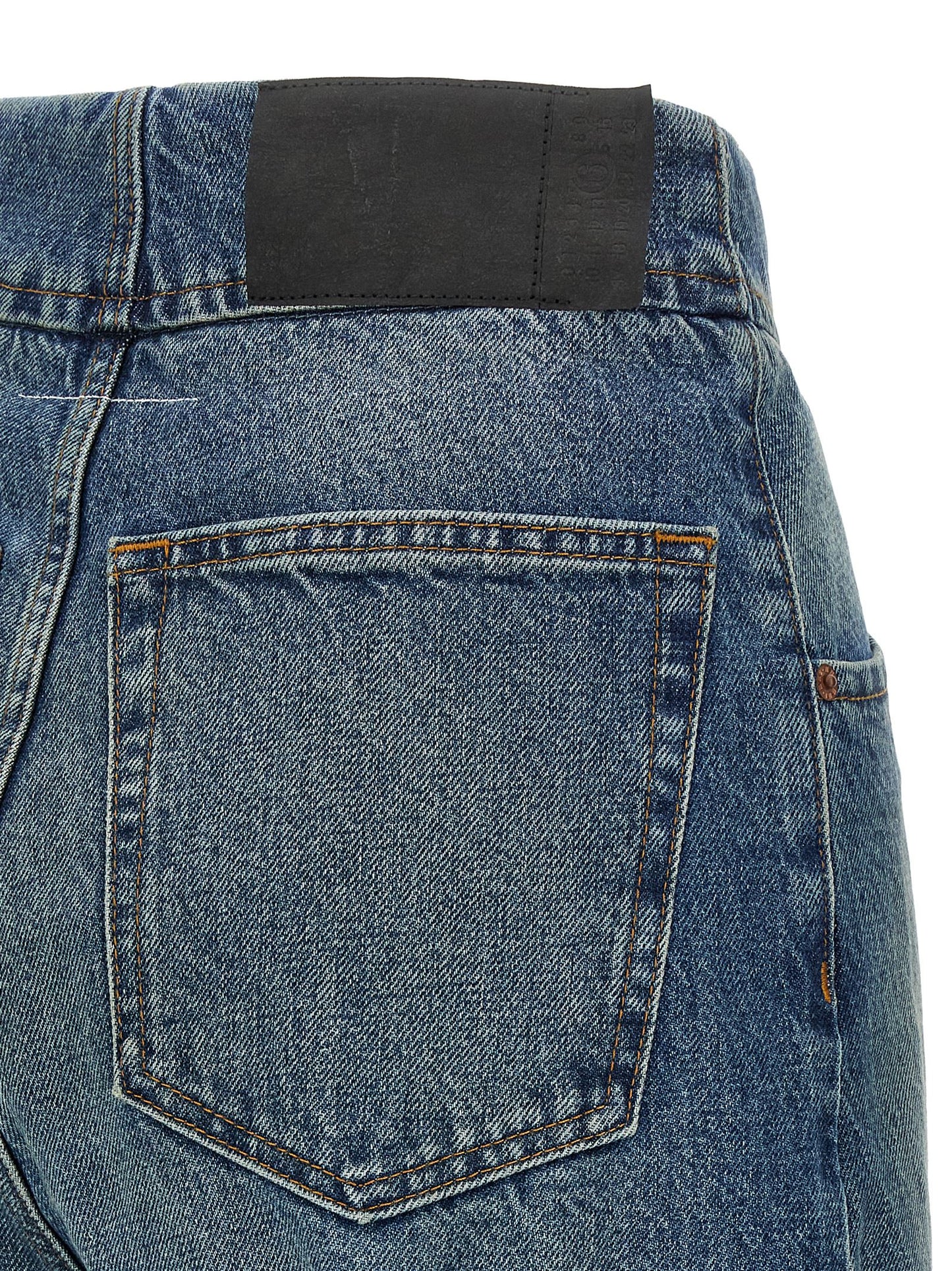 Jeans by MM6 Maison Margiela for women in denim cotton light-blue, white & signature features an sartorial straight-leg and long with a high rise cut for a sartorial finish.