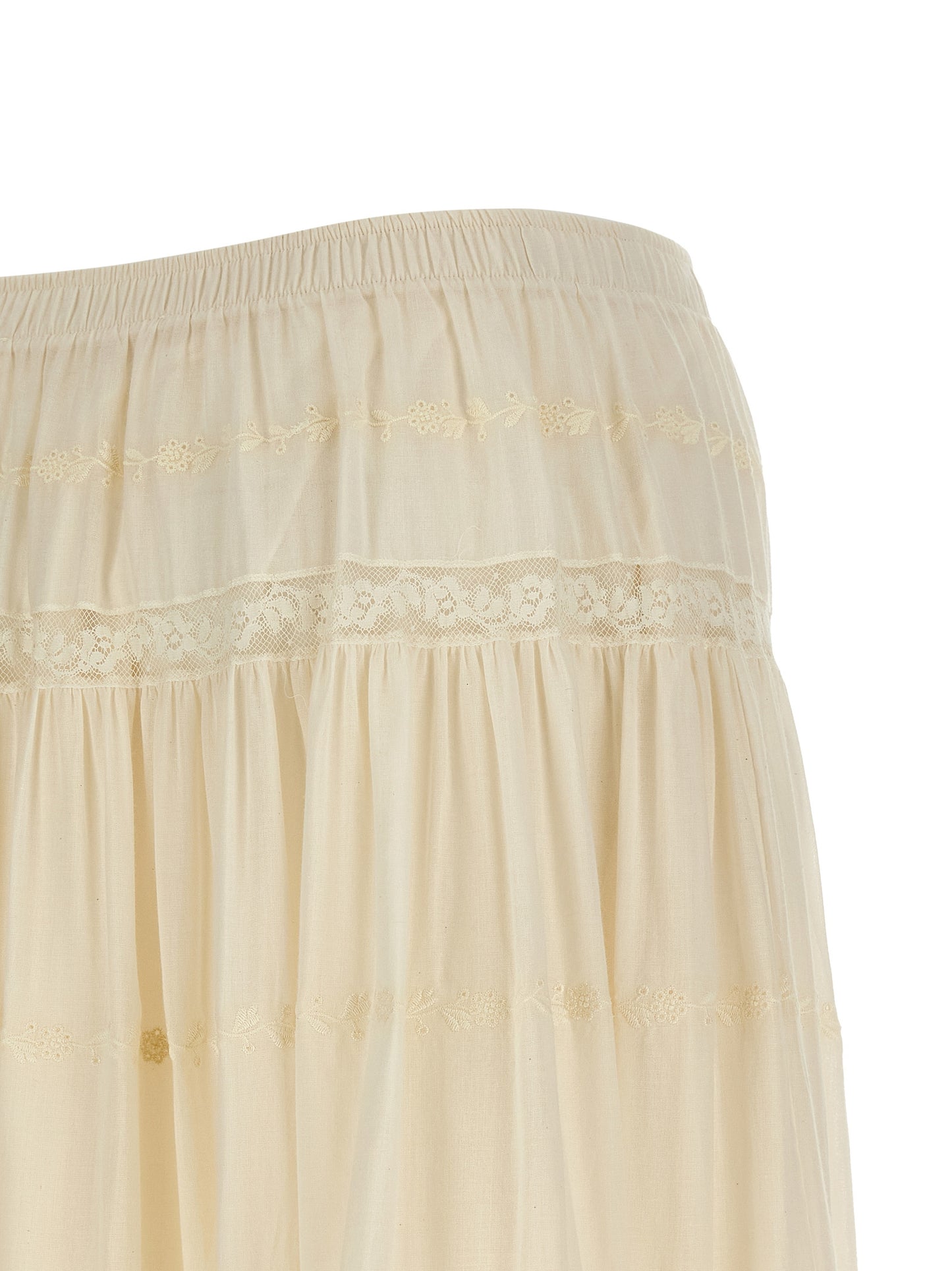 Skirt by Ermanno Scervino for women in cotton white showcases a sultry silhouette, elegantly defined by its mini and the sophisticated sultry design of the Women's Cotton Mini Skirt.