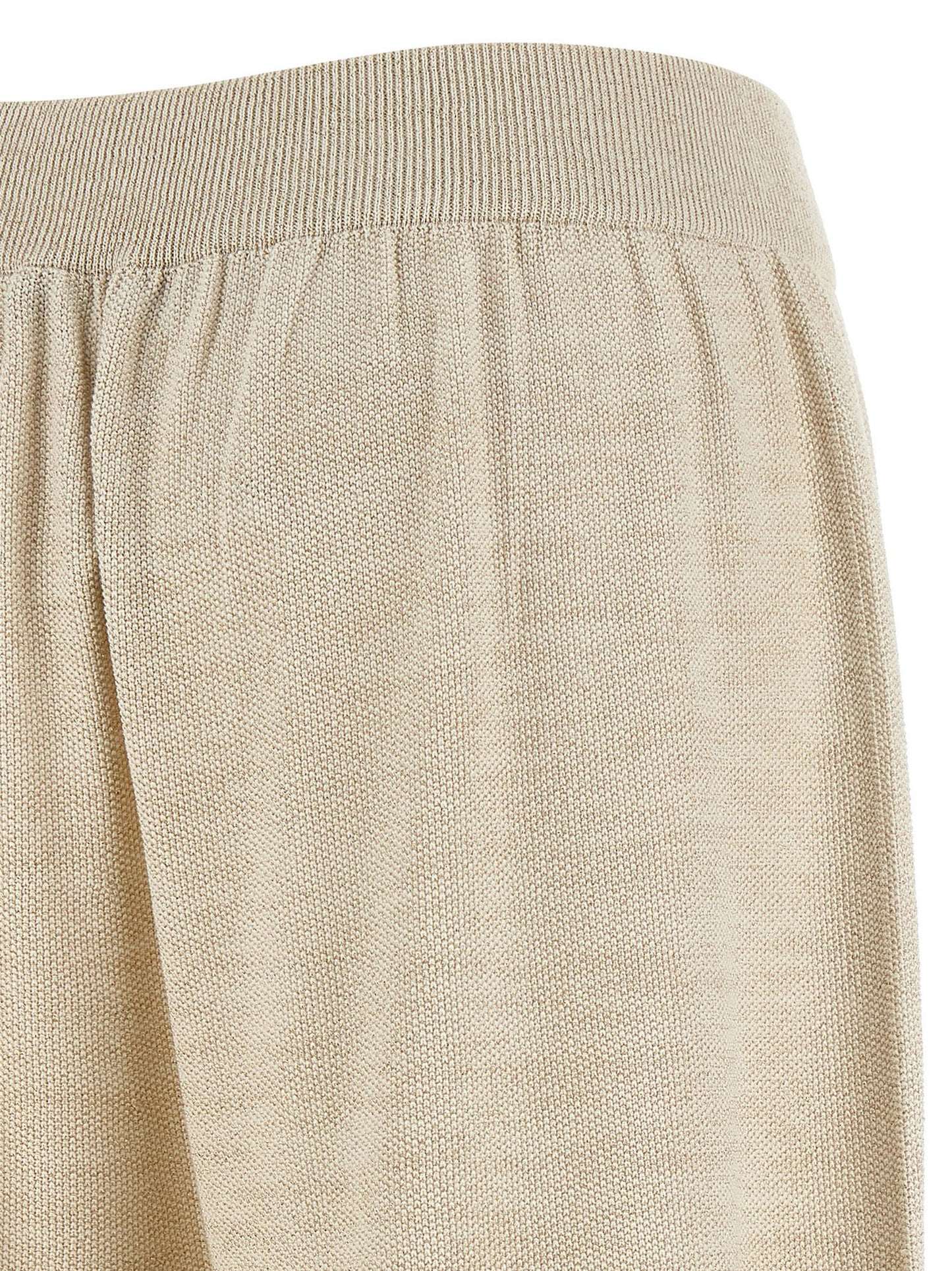 Trousers by Fabiana Filippi for women in viscose polyester cotton gold presents a perennial silhouette, meticulously tailored with a straight-leg & wide cut, long finish, and an elegant .