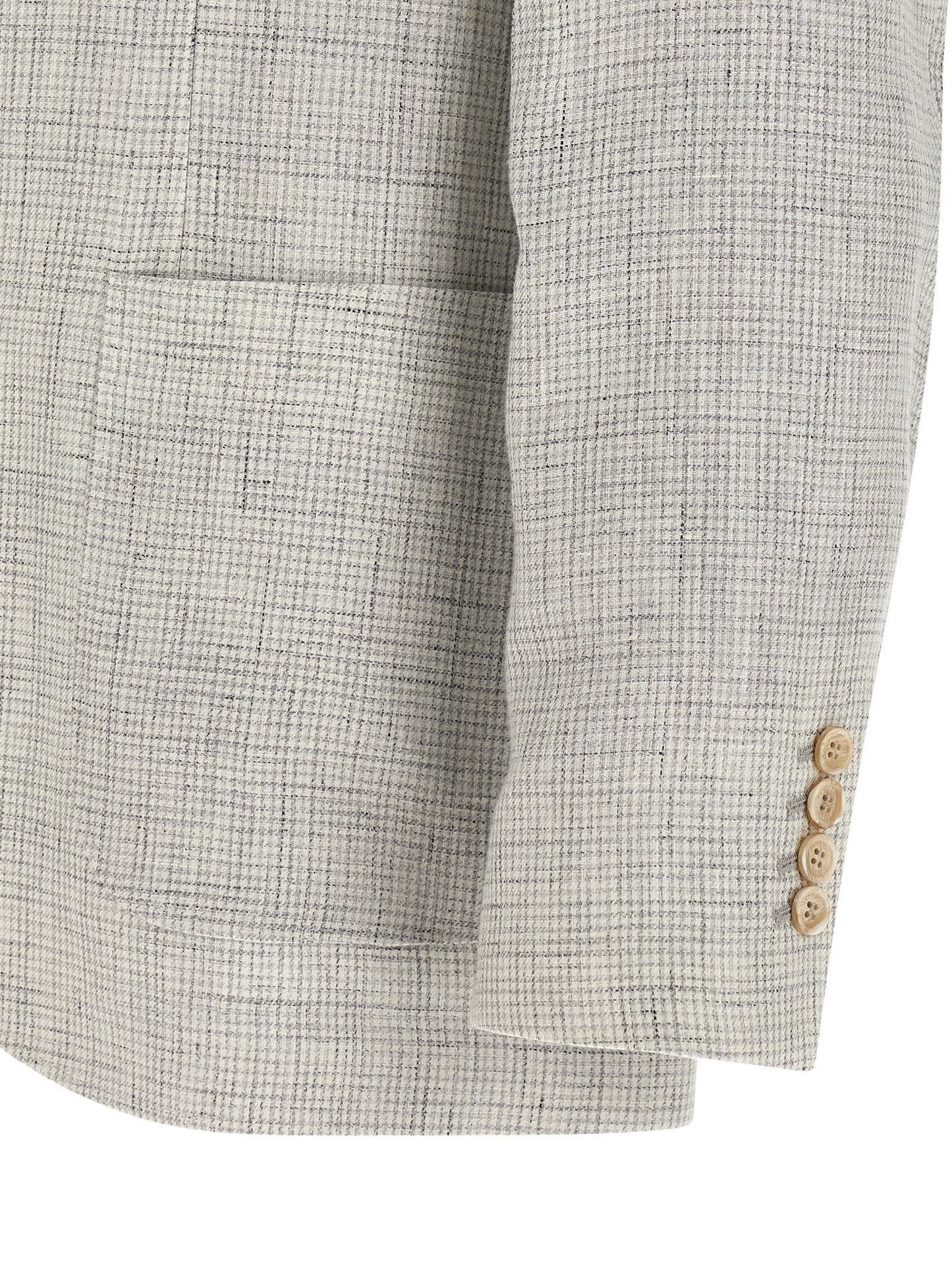 This Blazer by Brunello Cucinelli for men in cupro & linen beige & patterned presents a tailored silhouette, meticulously tailored with a tailored and distinctive for a tailored finish.