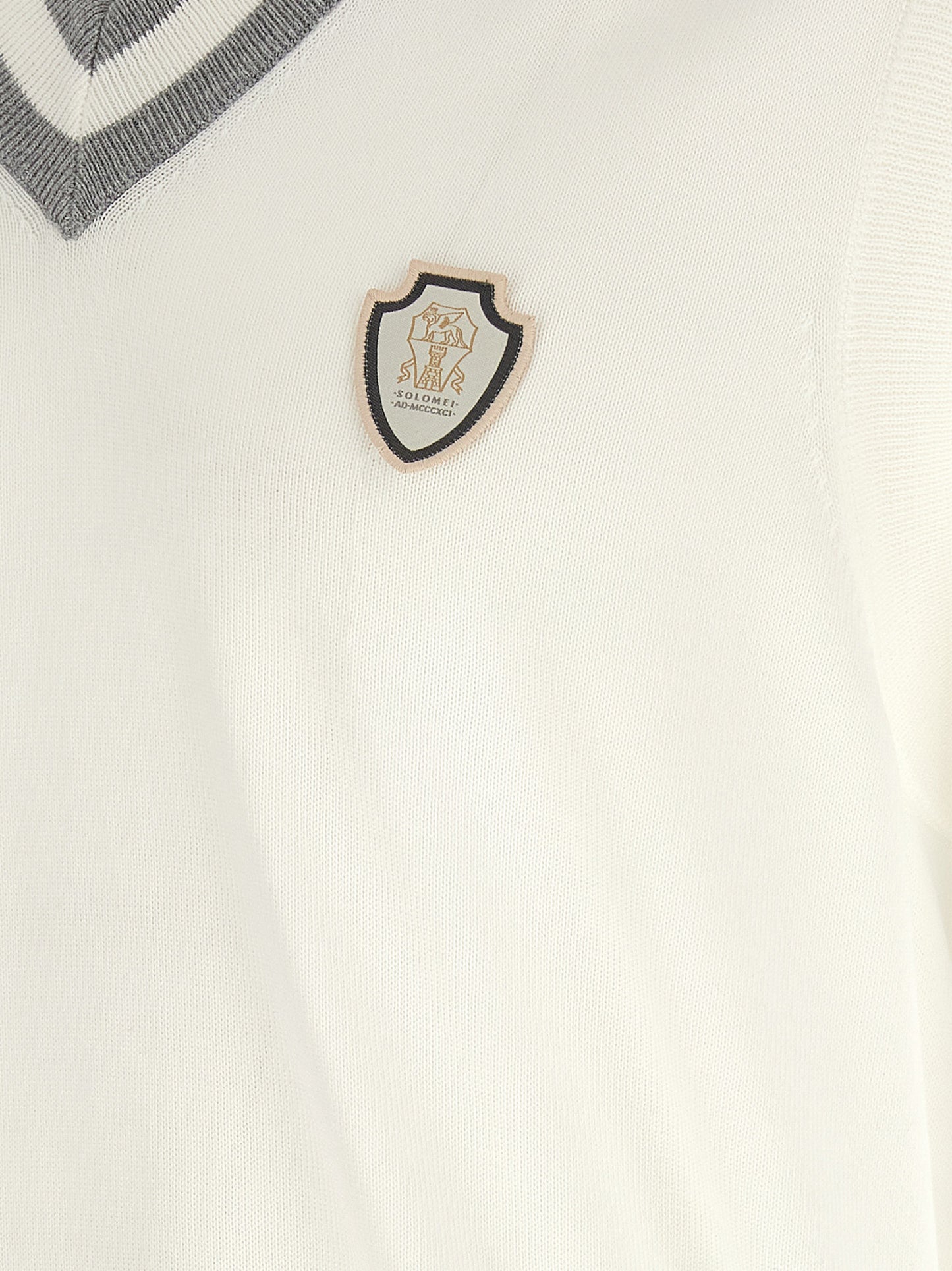 Sweatshirt by Brunello Cucinelli for men in cotton white features an exquisite silhouette, showcasing and details for a exquisite look.