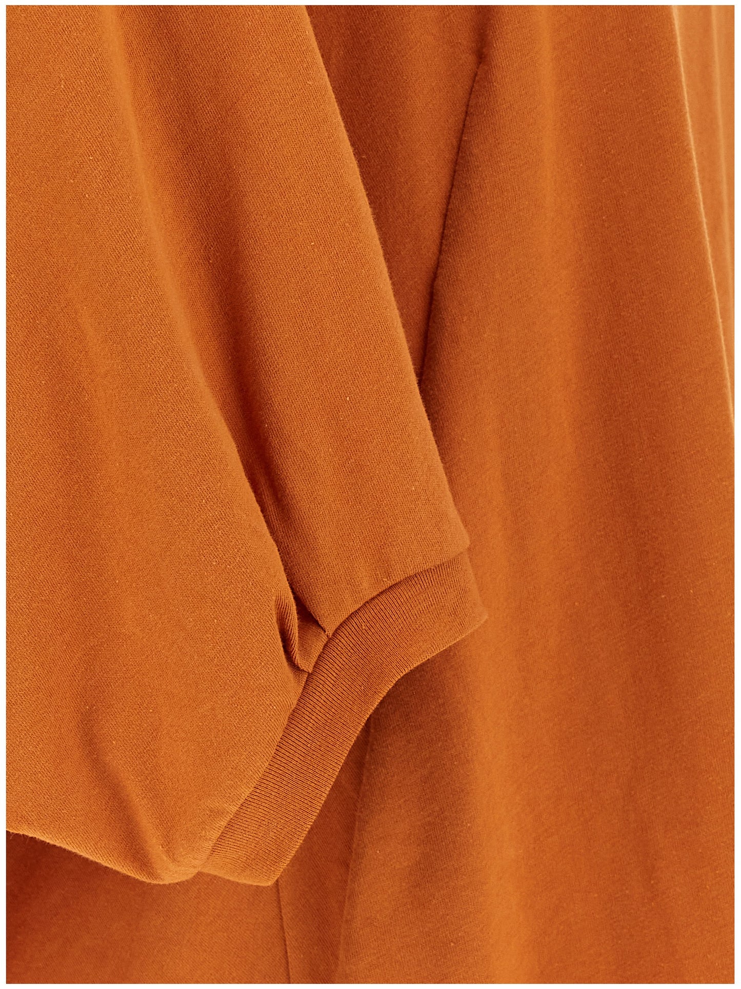 T-Shirt by Dries Van Noten for women in cotton orange features a plush silhouette, showcasing a sophisticated and for a truly plush finish.