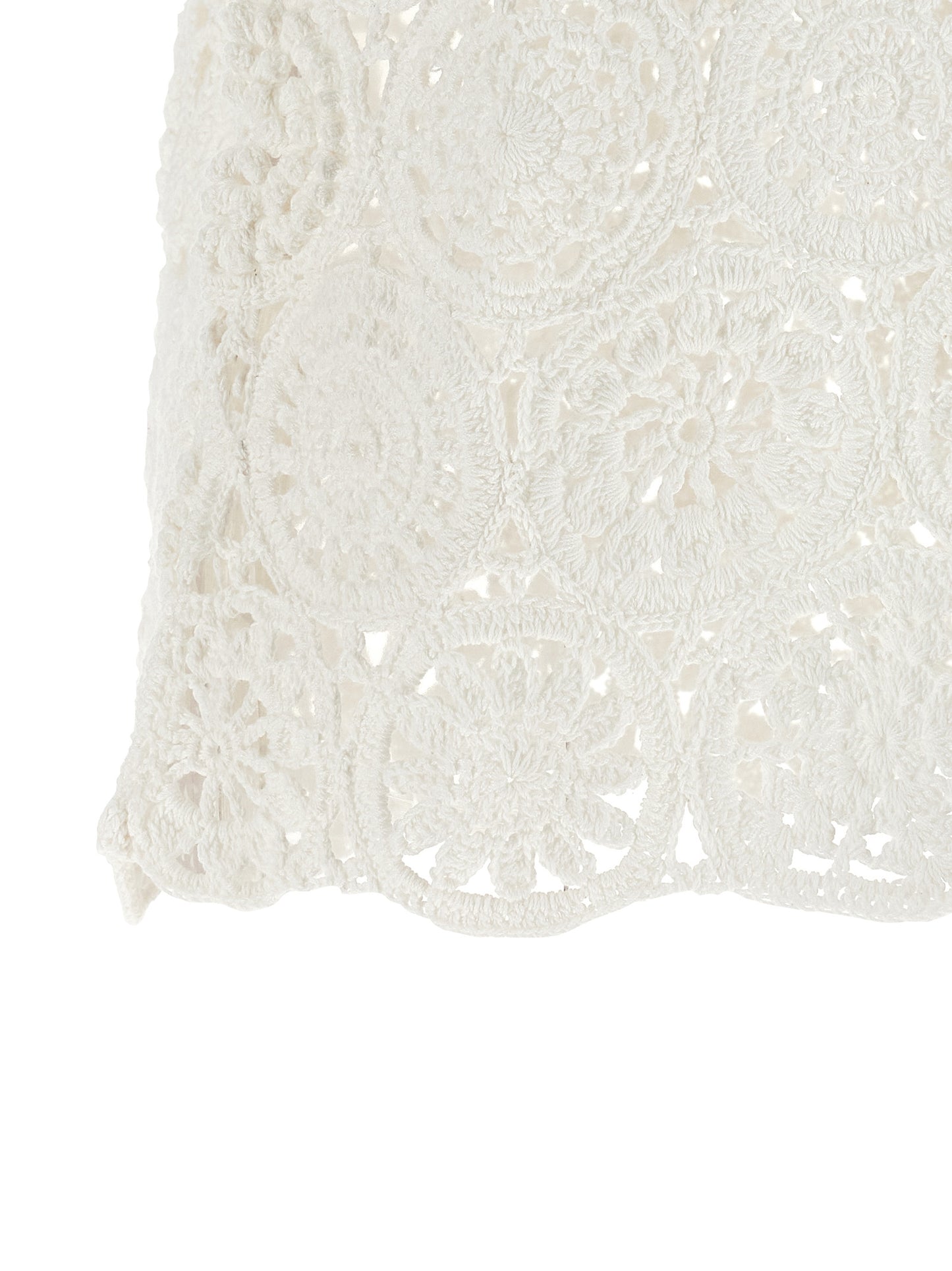 T-Shirt by Comme Des Garçons for women in cotton white features an on trend silhouette, perfectly showcasing a on trend and for an elevated aesthetic.