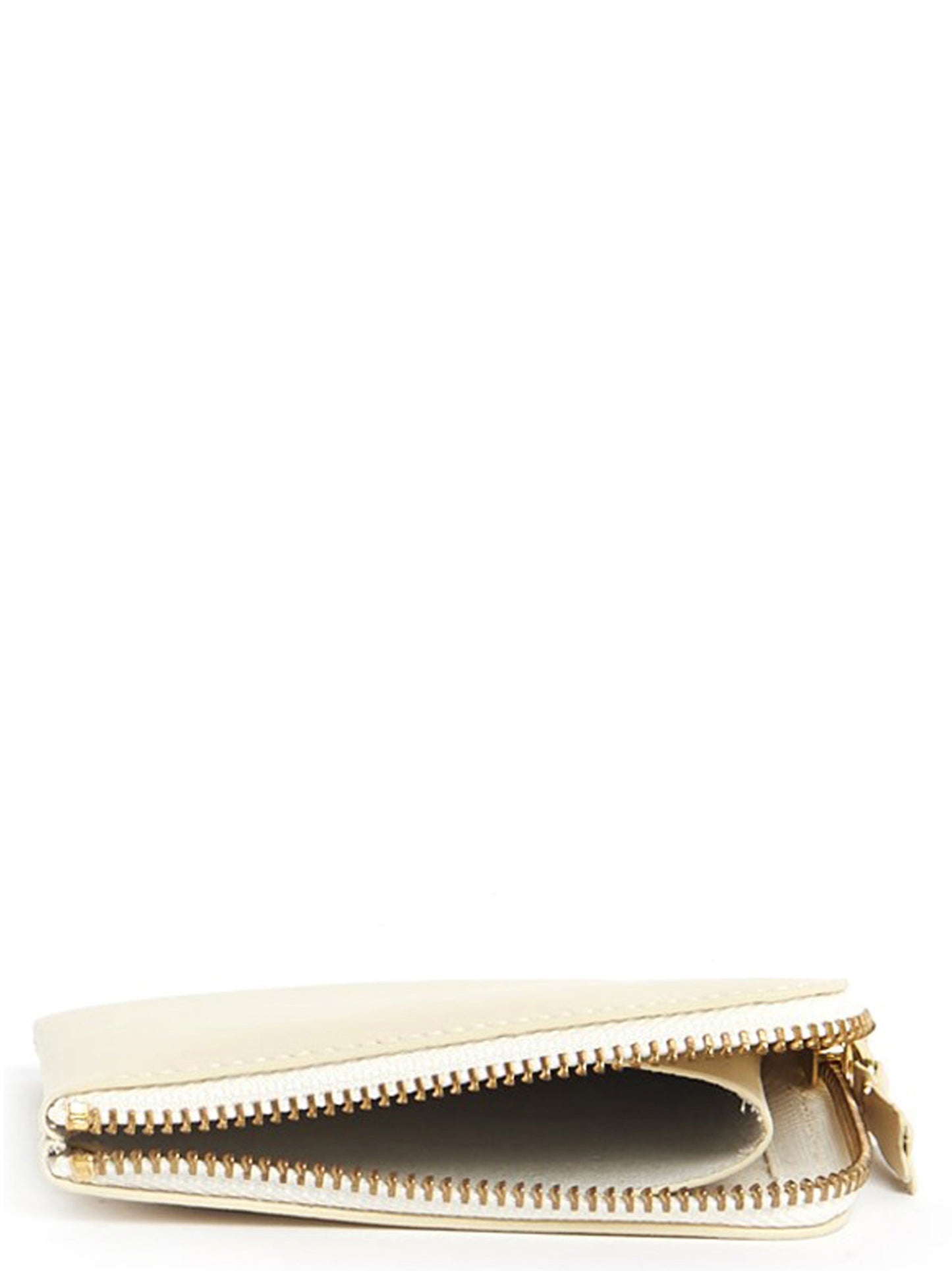 Cardholder Card Case by Comme Des Garçons for women in leather beige & print features a refined silhouette, showcasing the elegant lines of the Classic Line Leather Cardholder Card Case alongside premium card-organization compact-design for a refined finish.