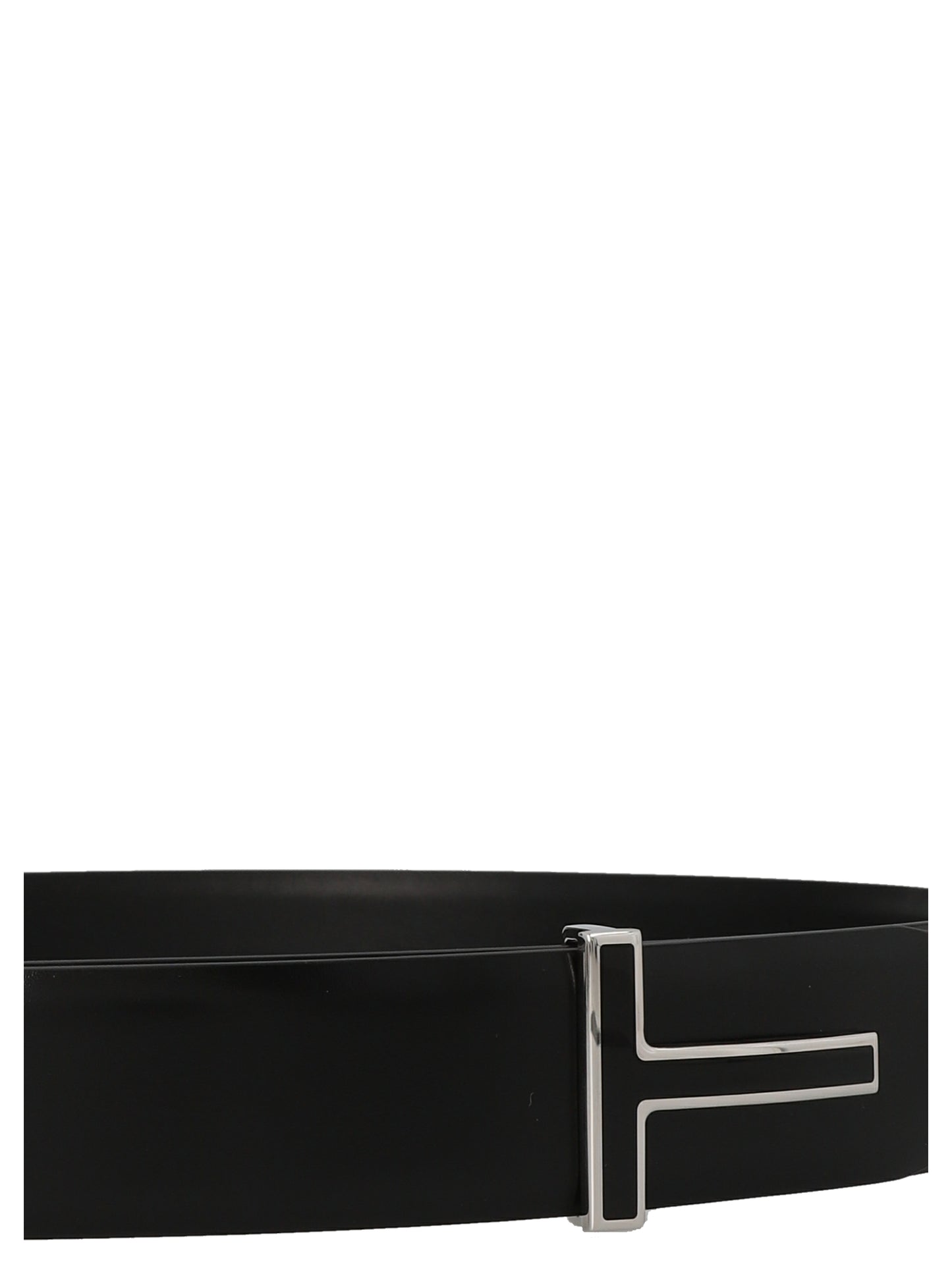 Belt by Tom Ford for men in calfskin leather black features an artisanal silhouette, showcasing the artisanal craftsmanship of the Calfskin Leather Belt collection for a artisanal finish.