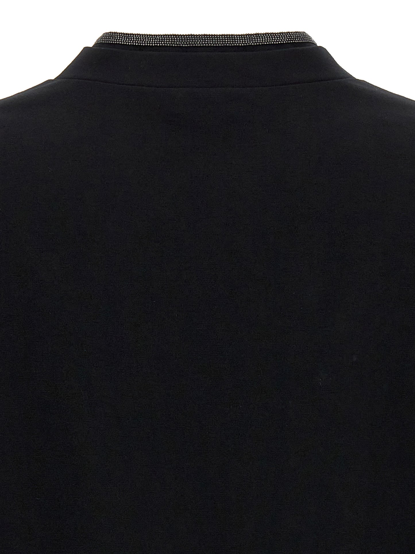 T-Shirt by Brunello Cucinelli for women in stretch cotton black & signature features an on trend silhouette, perfectly showcasing a on trend and for an elevated aesthetic.