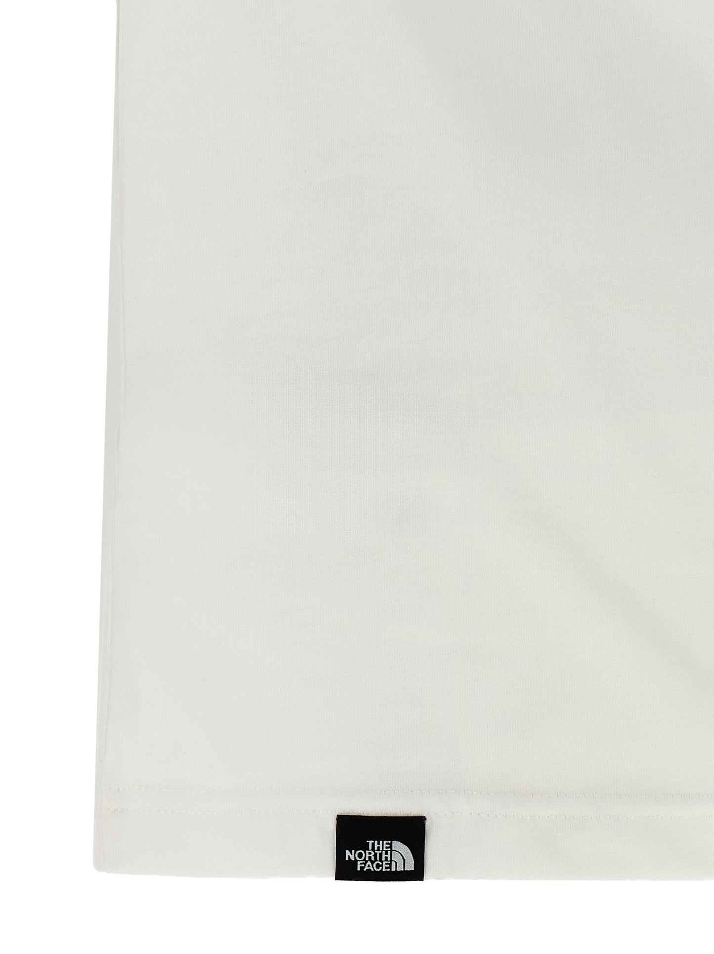 T-Shirt by The North Face for men in cotton polyester white & print showcases a fashionable silhouette, elegantly detailed with a fashionable and for a sophisticated, high-fashion look.