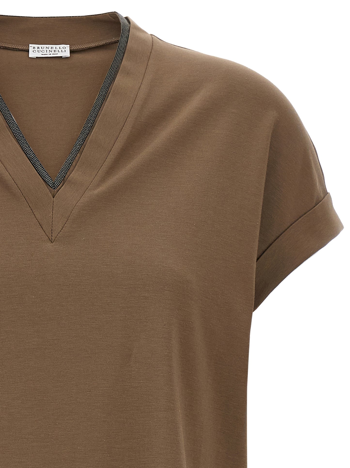 T-Shirt by Brunello Cucinelli for women in stretch cotton brown showcases a unassuming silhouette, artfully detailed with a refined and unassuming for a sophisticated, contemporary look.