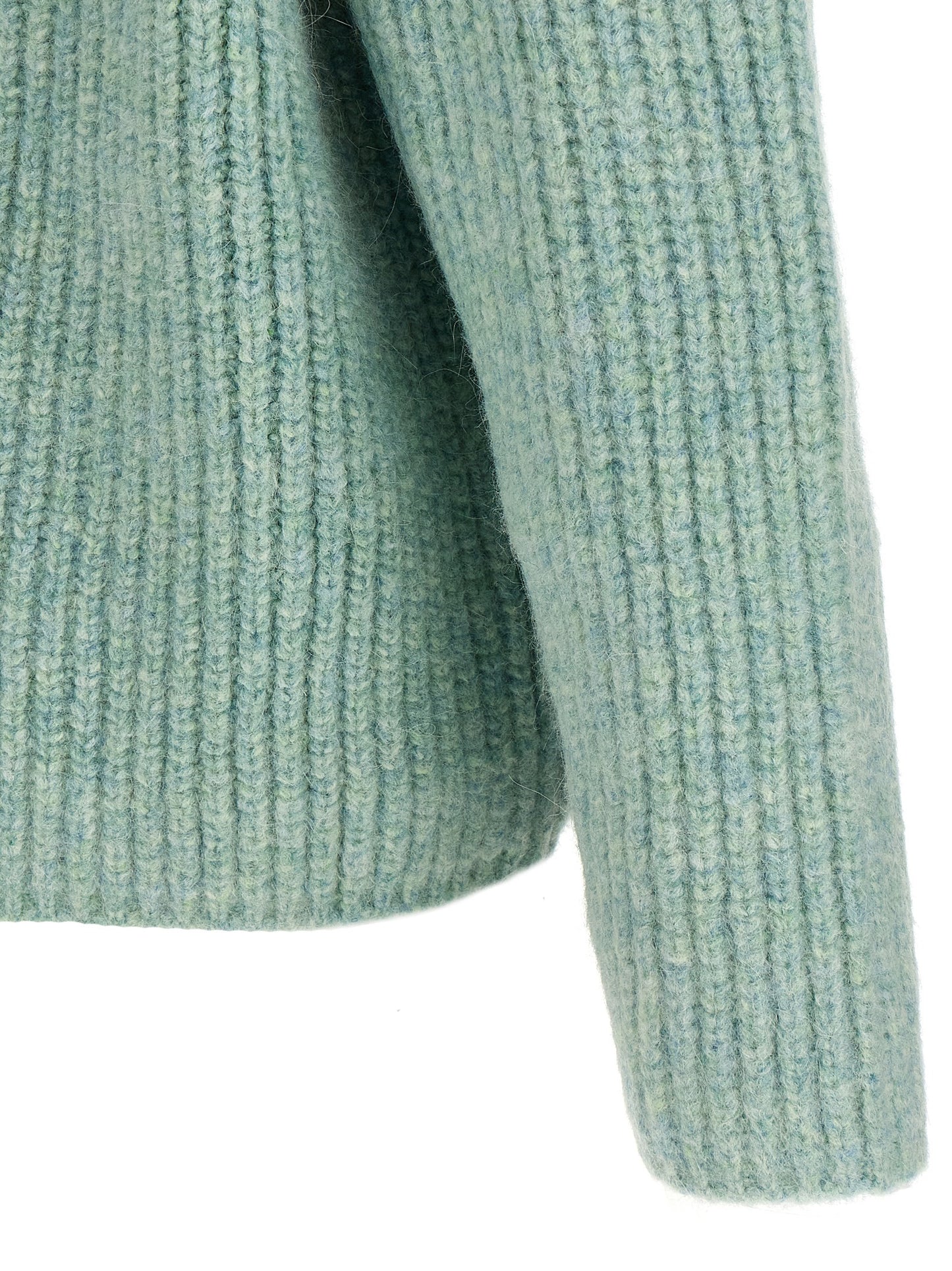 Cardigan by SÉFR for men in cashmere & marabou wool light-blue features a dramatic silhouette, showcasing a sophisticated and dramatic detail for a timeless, premium look.