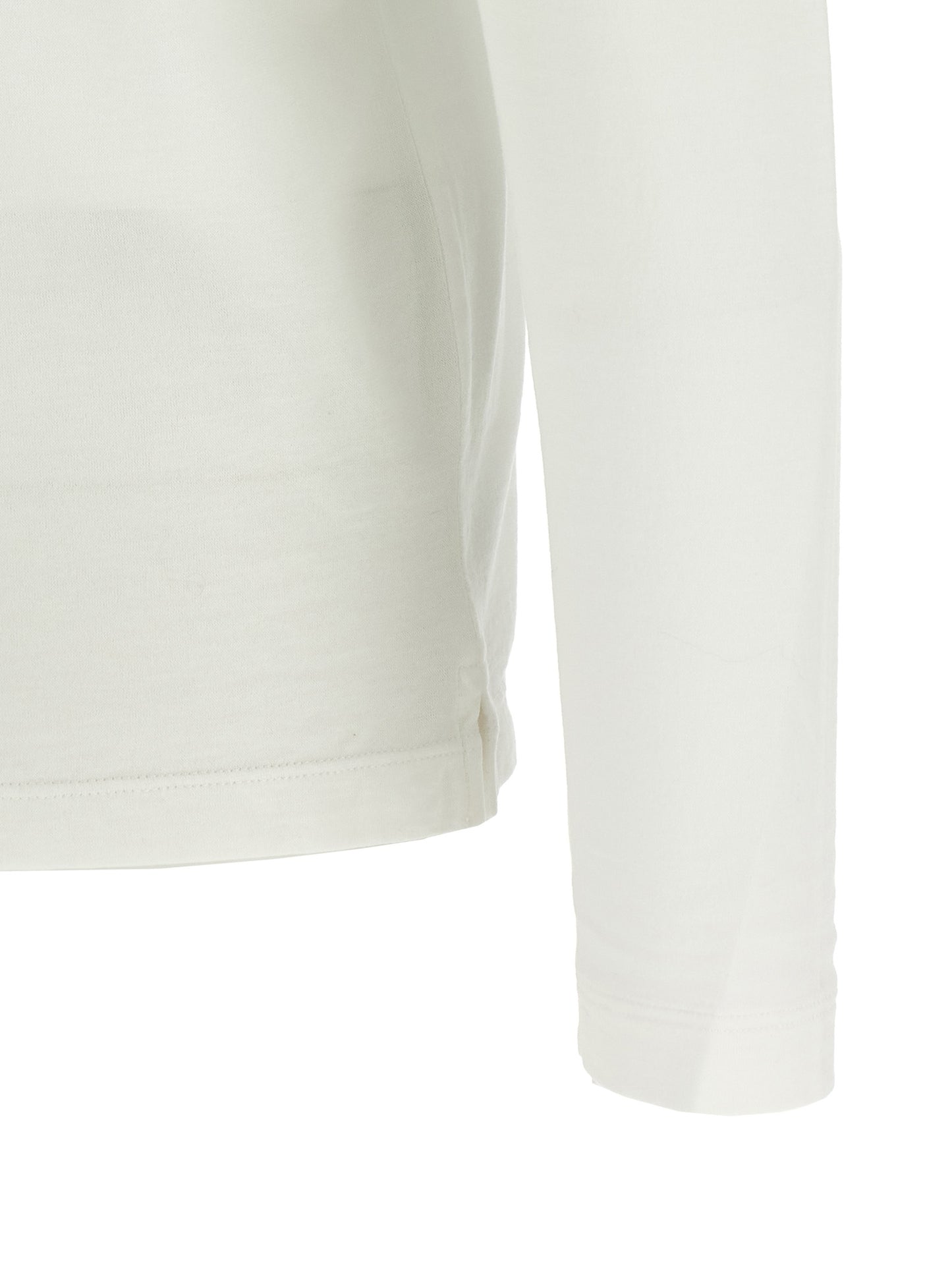 T-Shirt by ZANONE for men in cotton white features an on trend silhouette, perfectly showcasing a on trend and for an elevated aesthetic.