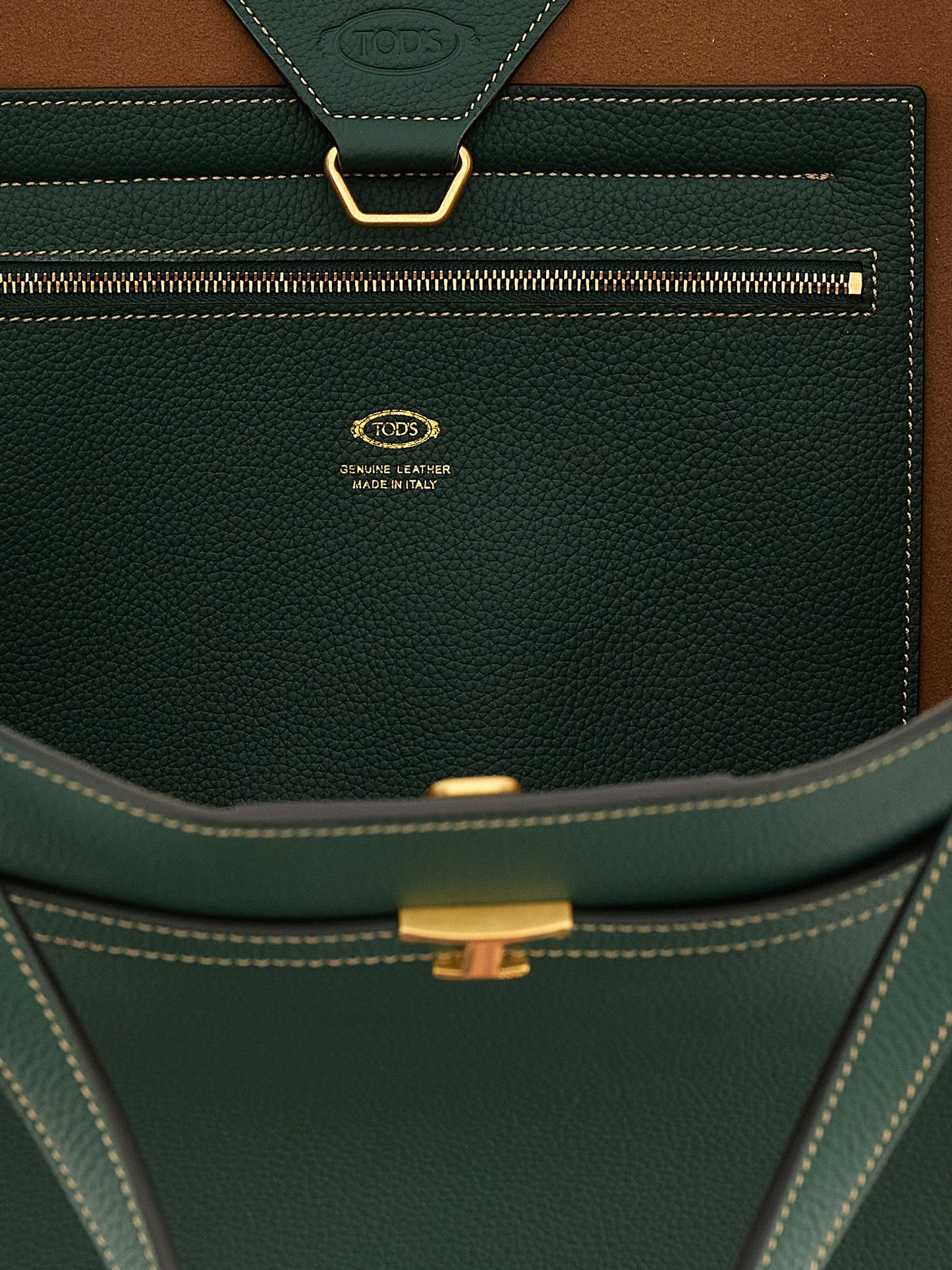 Medium Shopper Tote Bag by Tod's for women in bos taurus calf suede leather bicolour & green showcases a statuesque T Timeless Tim Bos Taurus Calf Suede Leather Medium Shopper Tote Bag design, featuring a secure buckle, ample , and versatile adjustable-strap, belt-strap & handle for a statuesque finish.