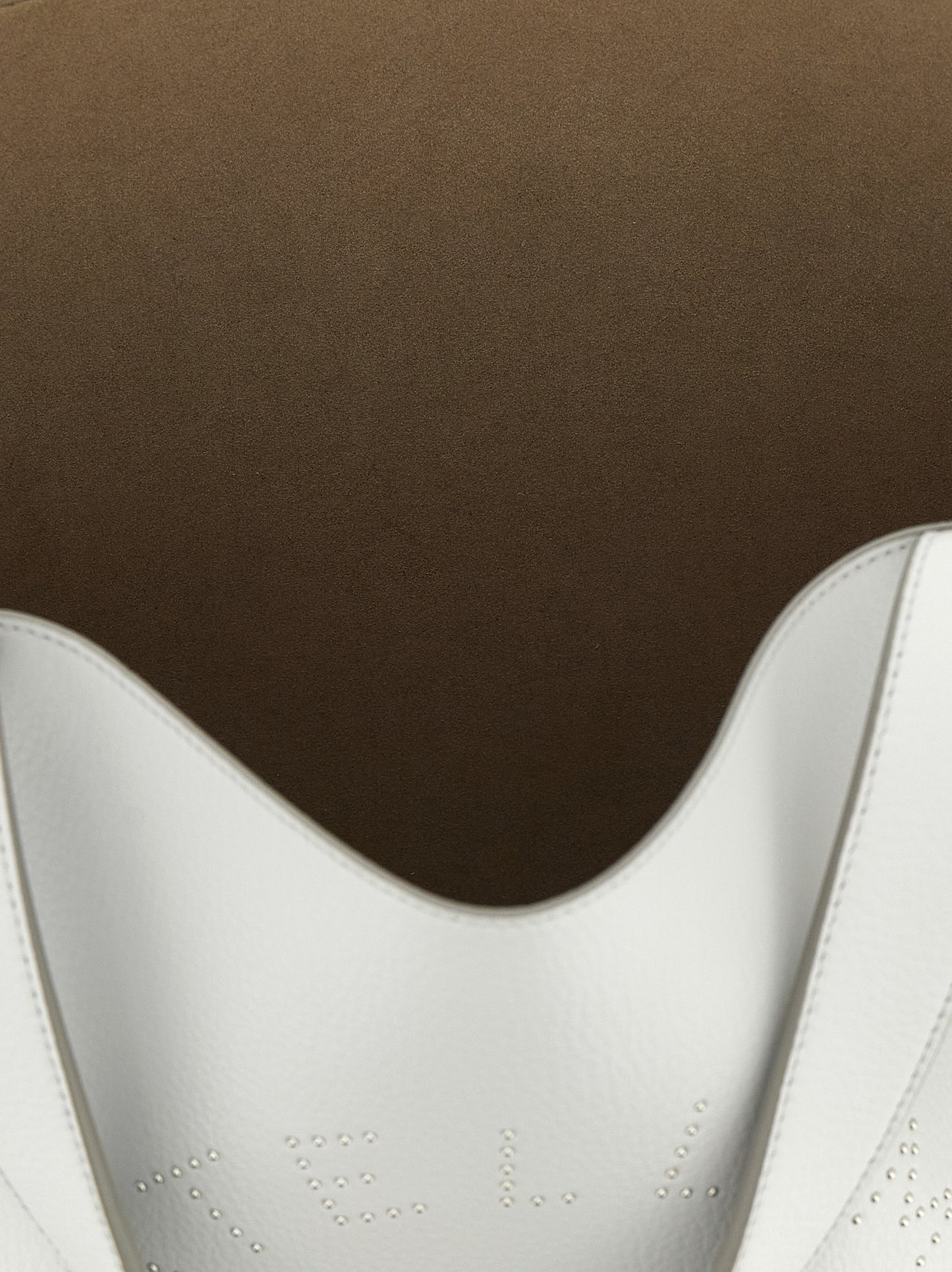 Tote Clutch Bag by Stella McCartney for women in nylon polyurethane & metal gray features an jet-set Nylon Polyurethane & Metal Tote Clutch Bag design with a secure , ample , and versatile handle for an jet-set finish.