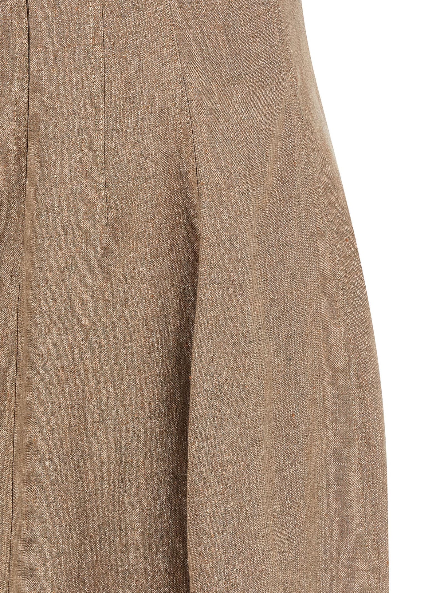 Dress by Brunello Cucinelli for women in silk linen polyester twill beige presents a sinuous silhouette, showcasing a sophisticated and detailed with a sinuous long for a refined finish.