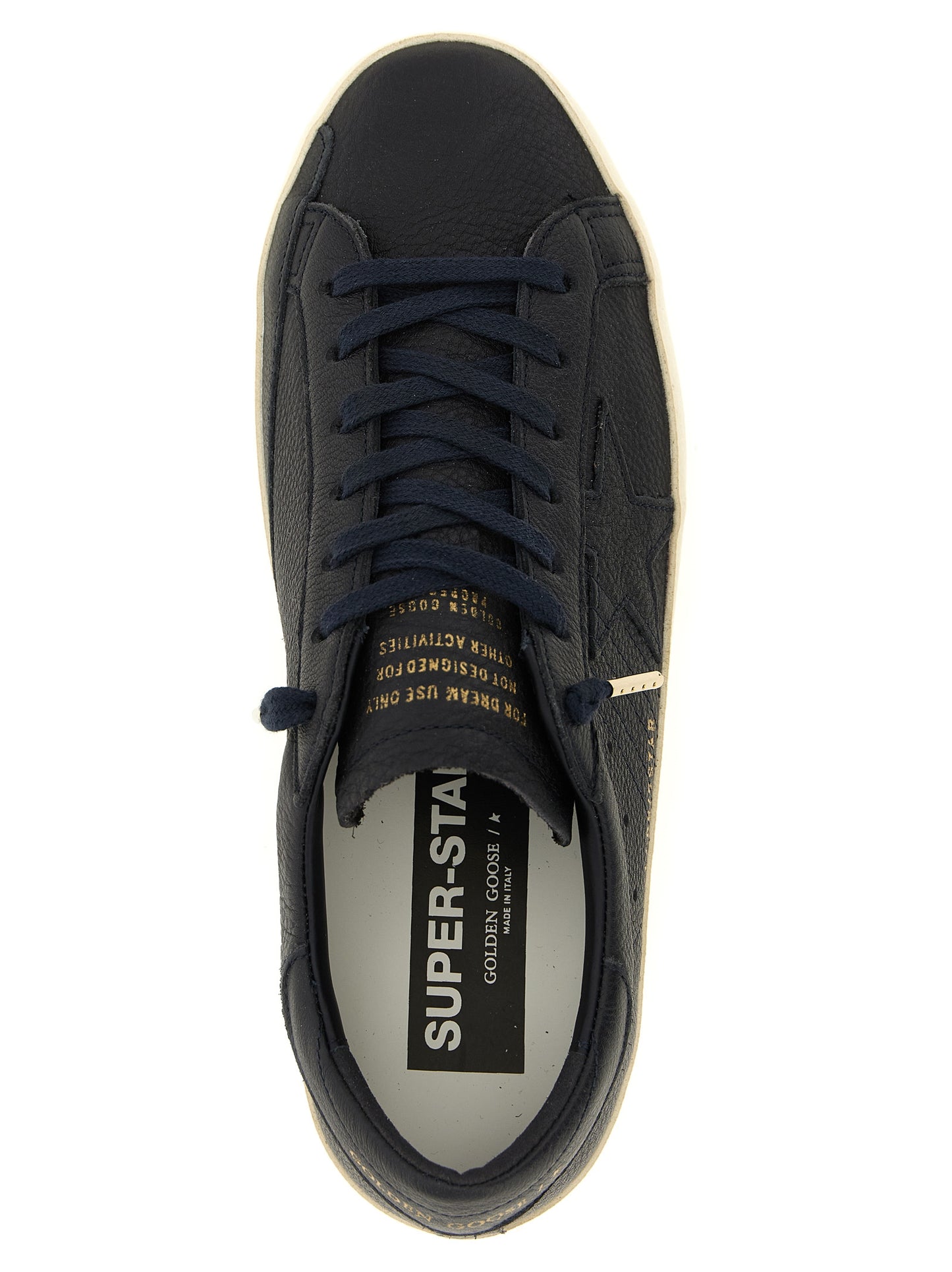 Sneakers by Golden Goose for men in bos taurus cowhide leather blue presents a impeccable silhouette as Star Men's Low Top Bos Taurus Cowhide Leather Sneakers, expertly defined by a impeccable low-top style for a impeccable, high-fashion look.