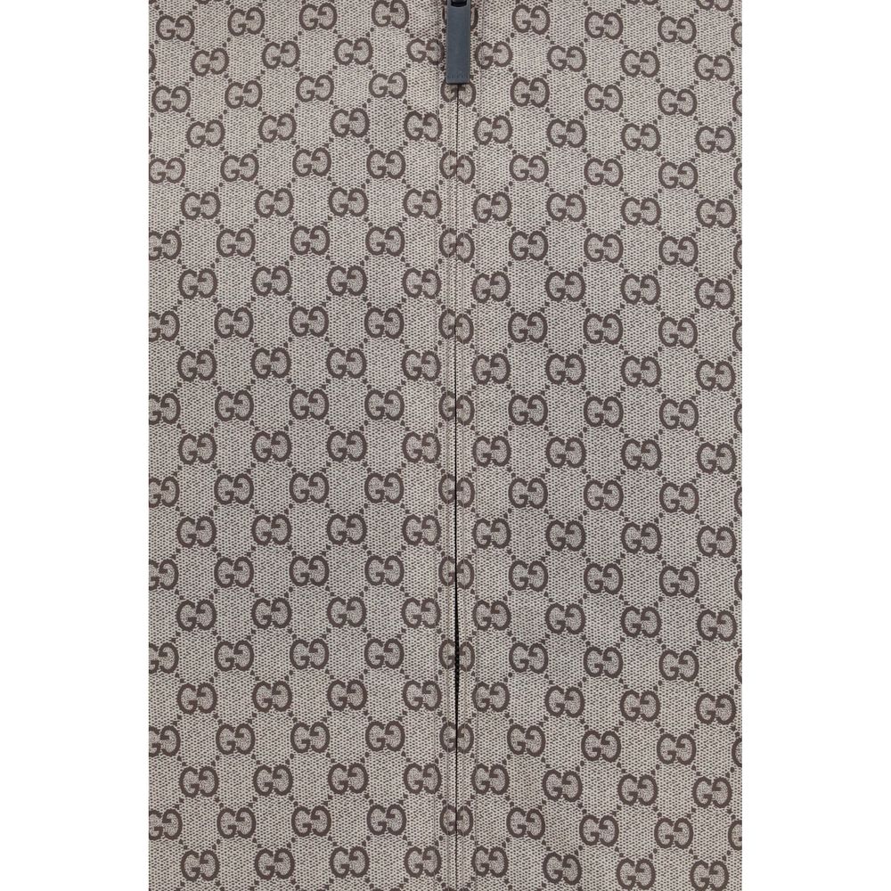This Hooded Jacket by Gucci for men in nylon cotton polyester black & brown showcases a magnificent silhouette, meticulously crafted with a distinctive and functional pockets & hooded for a magnificent finish.