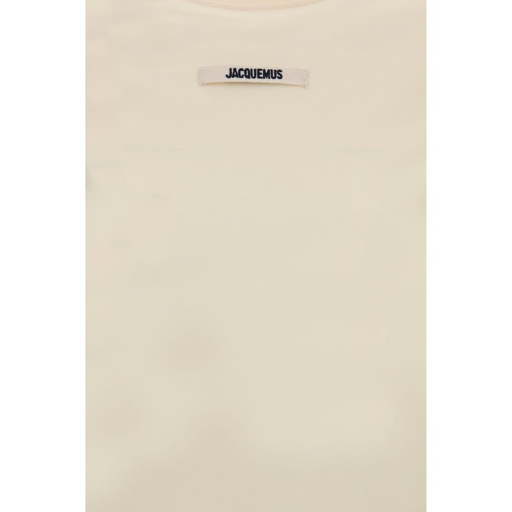 T-Shirt by Jacquemus for women in cotton beige & signature features an edgy silhouette, meticulously detailed with a sophisticated and for a truly edgy finish.