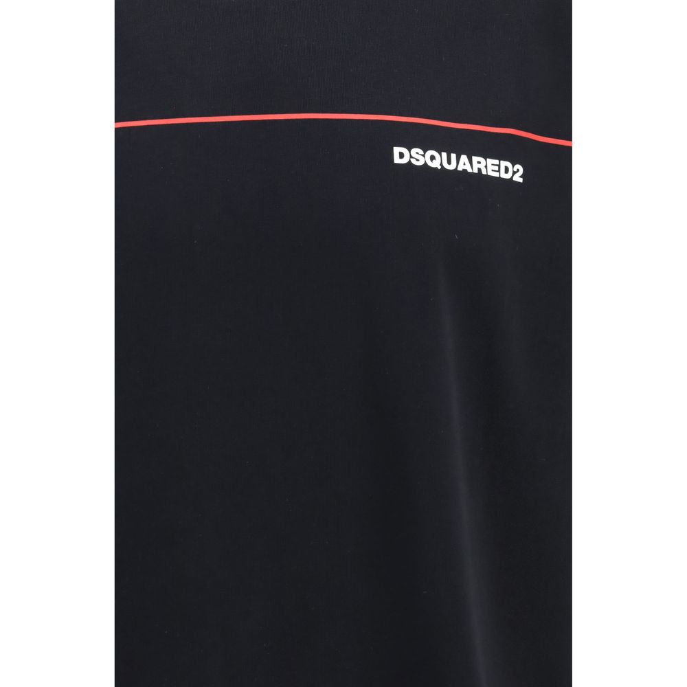 T-Shirt by Dsquared² for men in cotton black, signature & striped showcases a unassuming silhouette, artfully detailed with a refined crew neckline and unassuming for a sophisticated, contemporary look.
