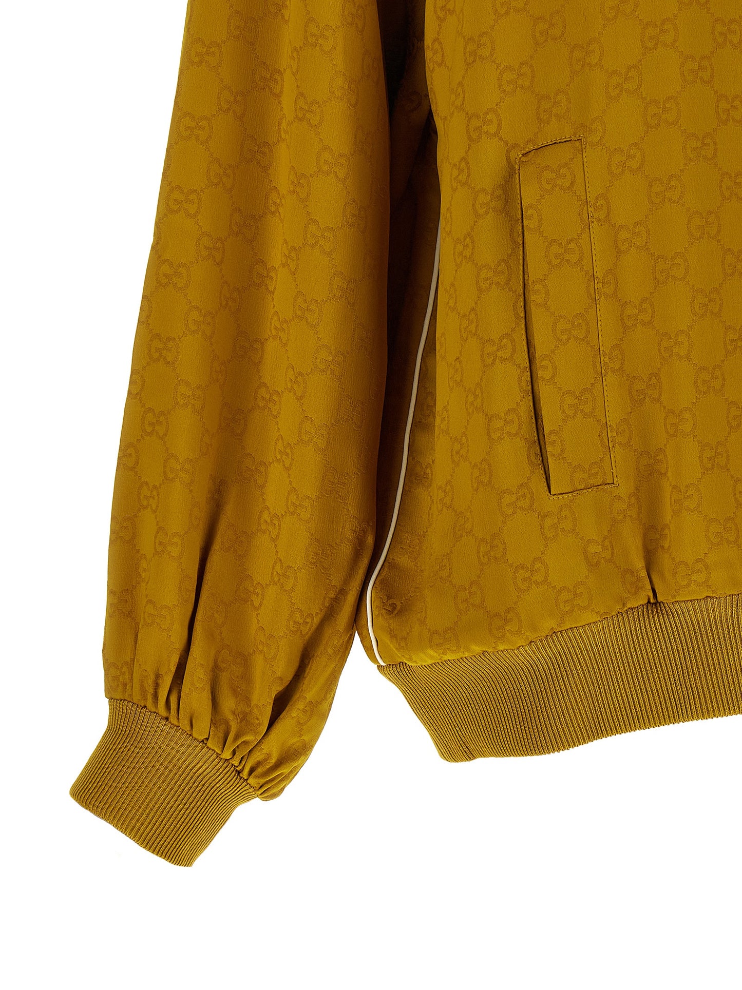 Cardigan by Gucci for women in acetate & viscose bicolour, yellow, patterned & jacquard presents a textural silhouette, artfully finished with a textural and for a sophisticated, textural look.
