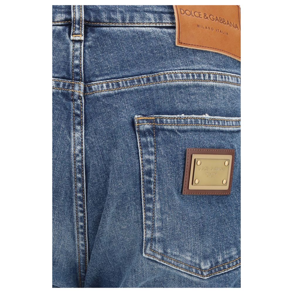 Jeans by Dolce & Gabbana for men in stretch denim cotton blue presents a refined pantology silhouette, artfully defined by a refined pantology straight-leg, regular-fit & slim, long, and a sophisticated .