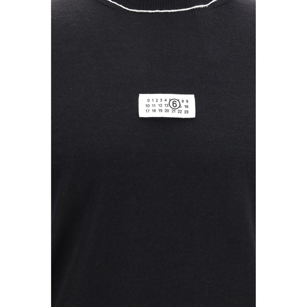 Sweater by MM6 for men in merino wool black features an tactile silhouette, showcasing a sophisticated turtle neckline and tactile for a refined finish.