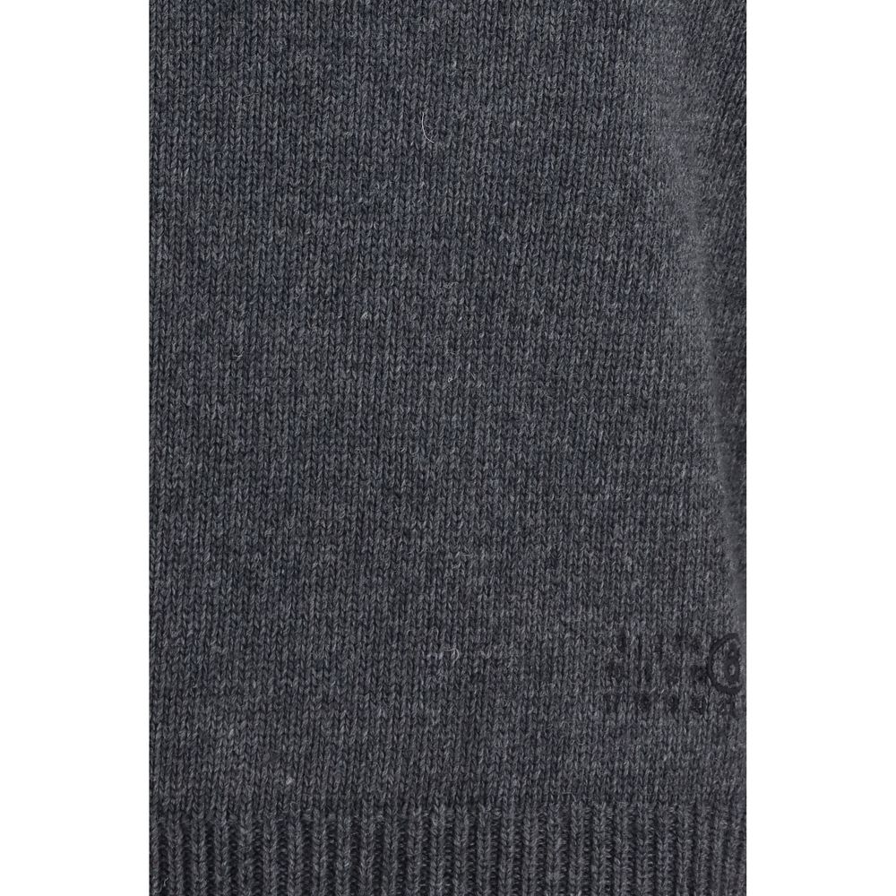 Sweatshirt by MM6 for men in polyamide wool gray, white & signature showcases a slouchy chic silhouette, artfully detailed with a slouchy chic and for a slouchy chic finish.