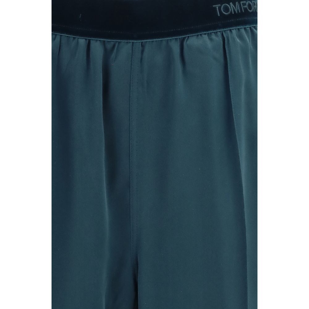 Casual Pants by Tom Ford for women in satin silk velvet black & blue features an sartorial relaxed-fit, regular-fit & wide and long with a cut for a sartorial finish.